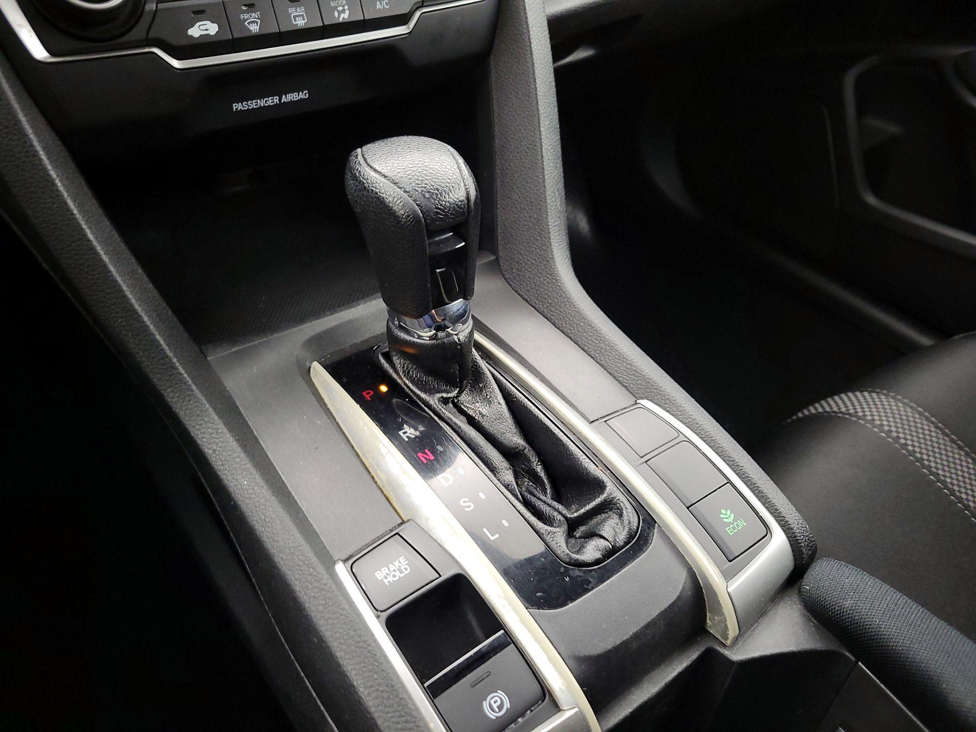 Thumbnail: 2019 Honda Civic - 17