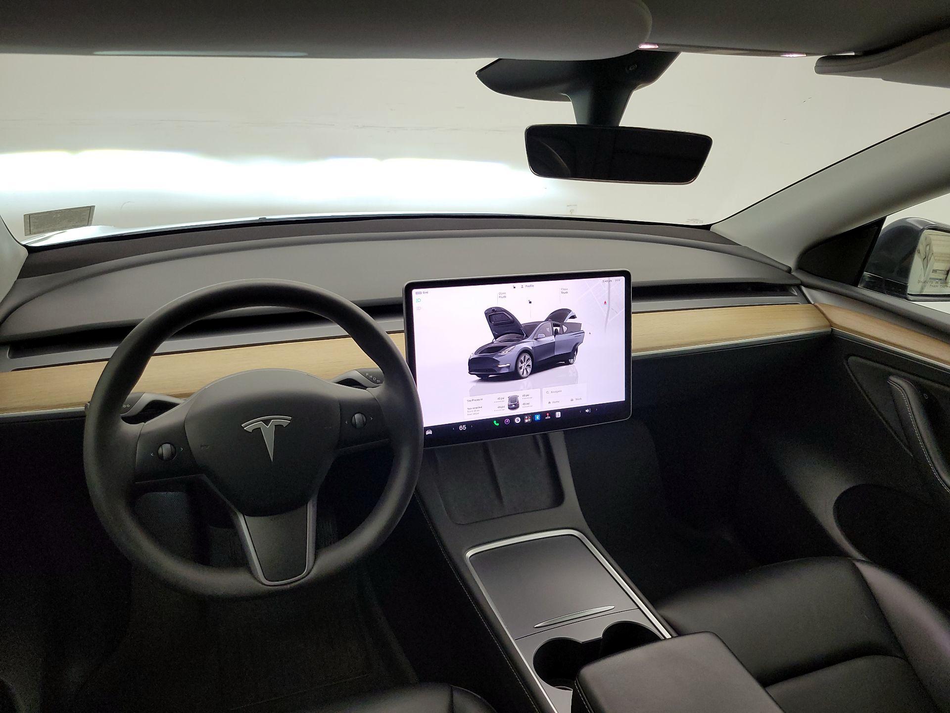 Thumbnail: 2023 Tesla Model Y - 9