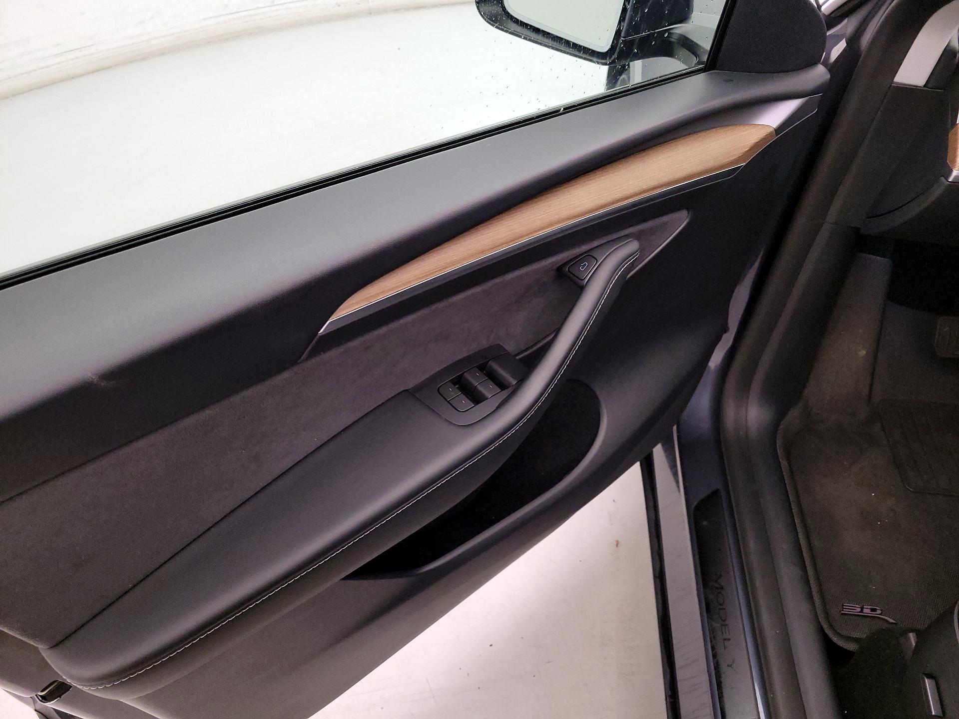 Thumbnail: 2023 Tesla Model Y - 12