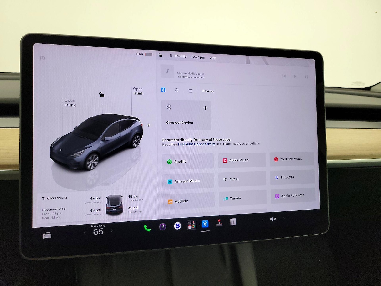 2023 Tesla Model Y Long Range - Photo 16