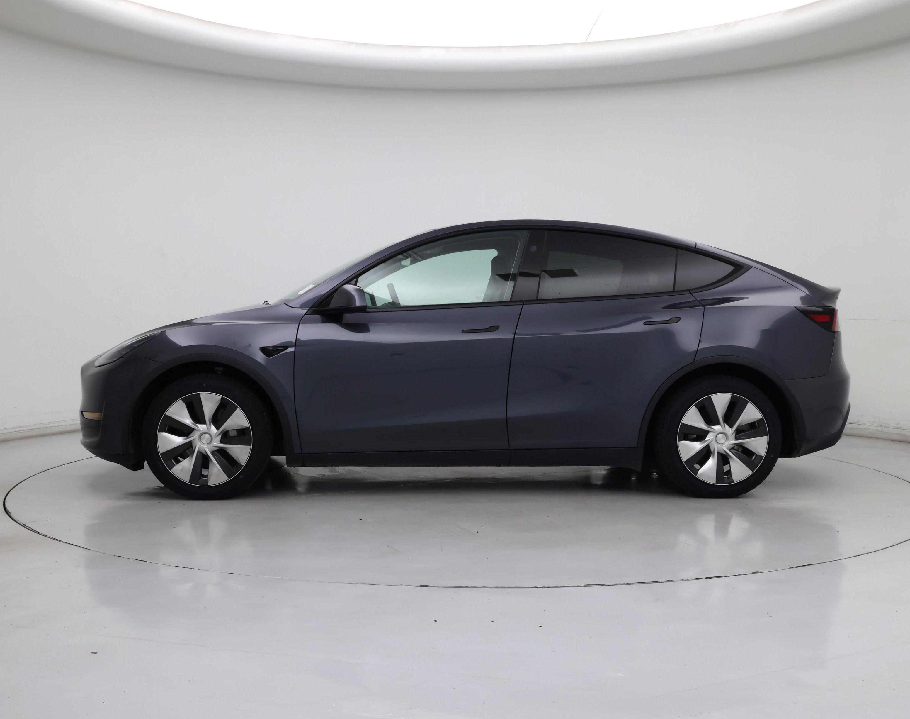 Thumbnail: 2023 Tesla Model Y - 3