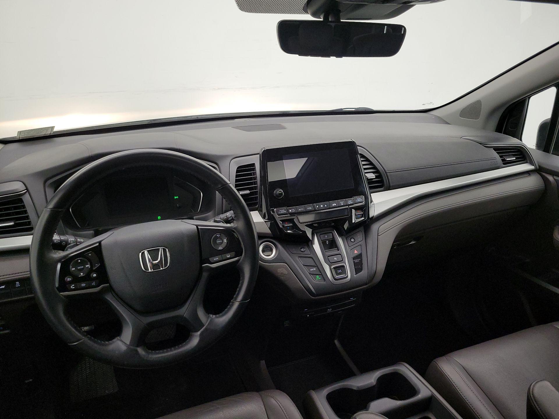 Thumbnail: 2018 Honda Odyssey - 9