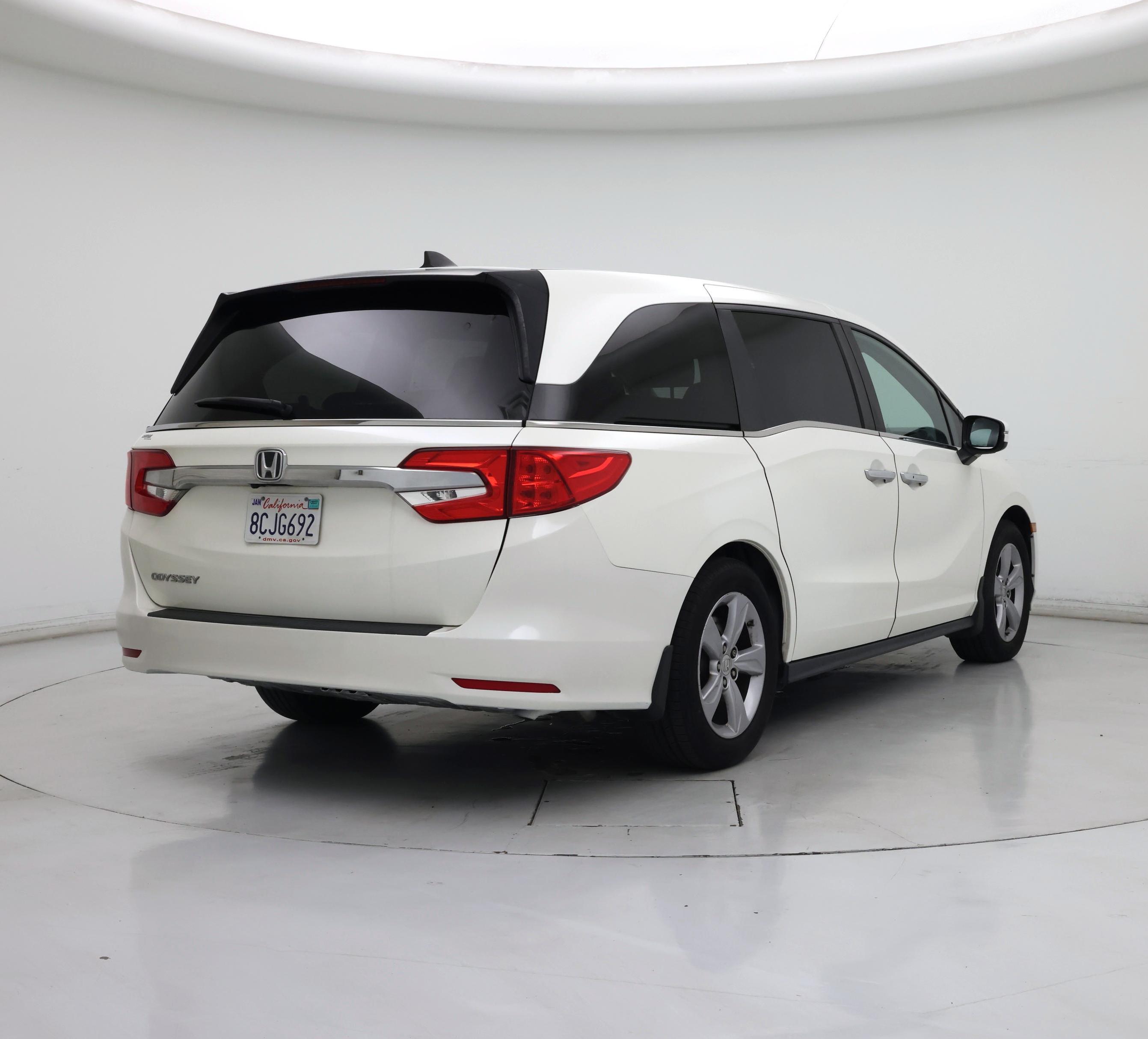 Thumbnail: 2018 Honda Odyssey - 8