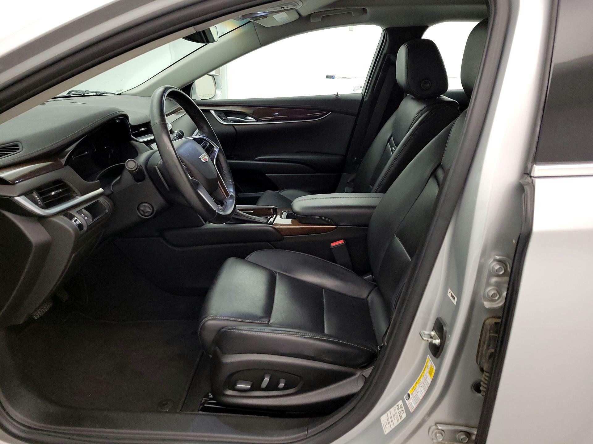 Thumbnail: 2017 Cadillac XTS - 11