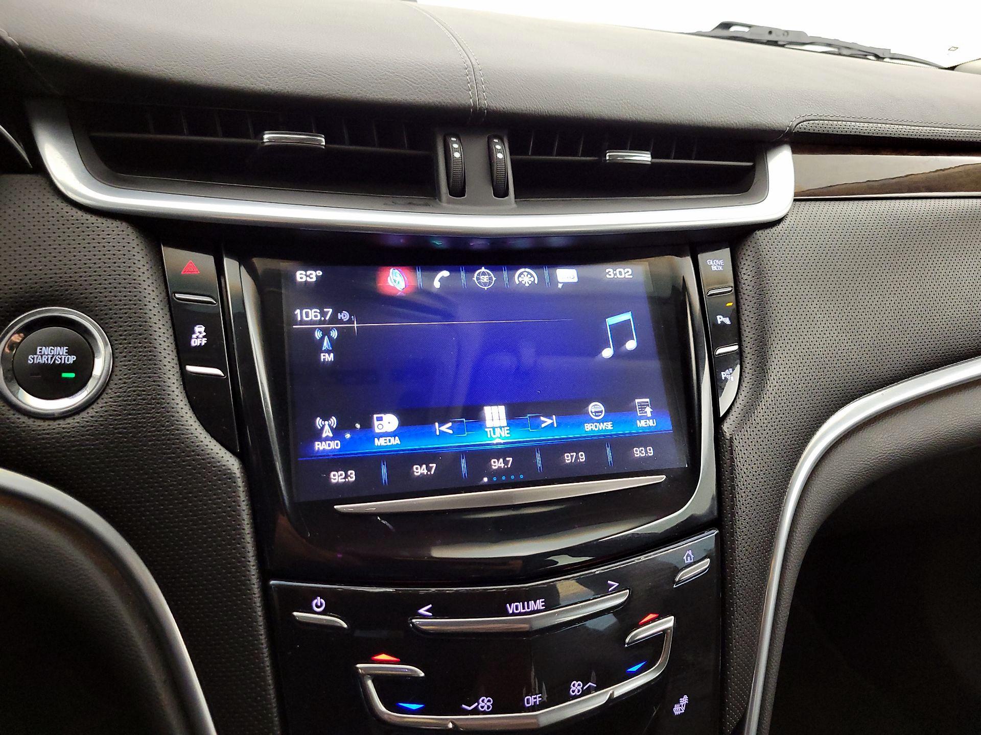 Thumbnail: 2017 Cadillac XTS - 16