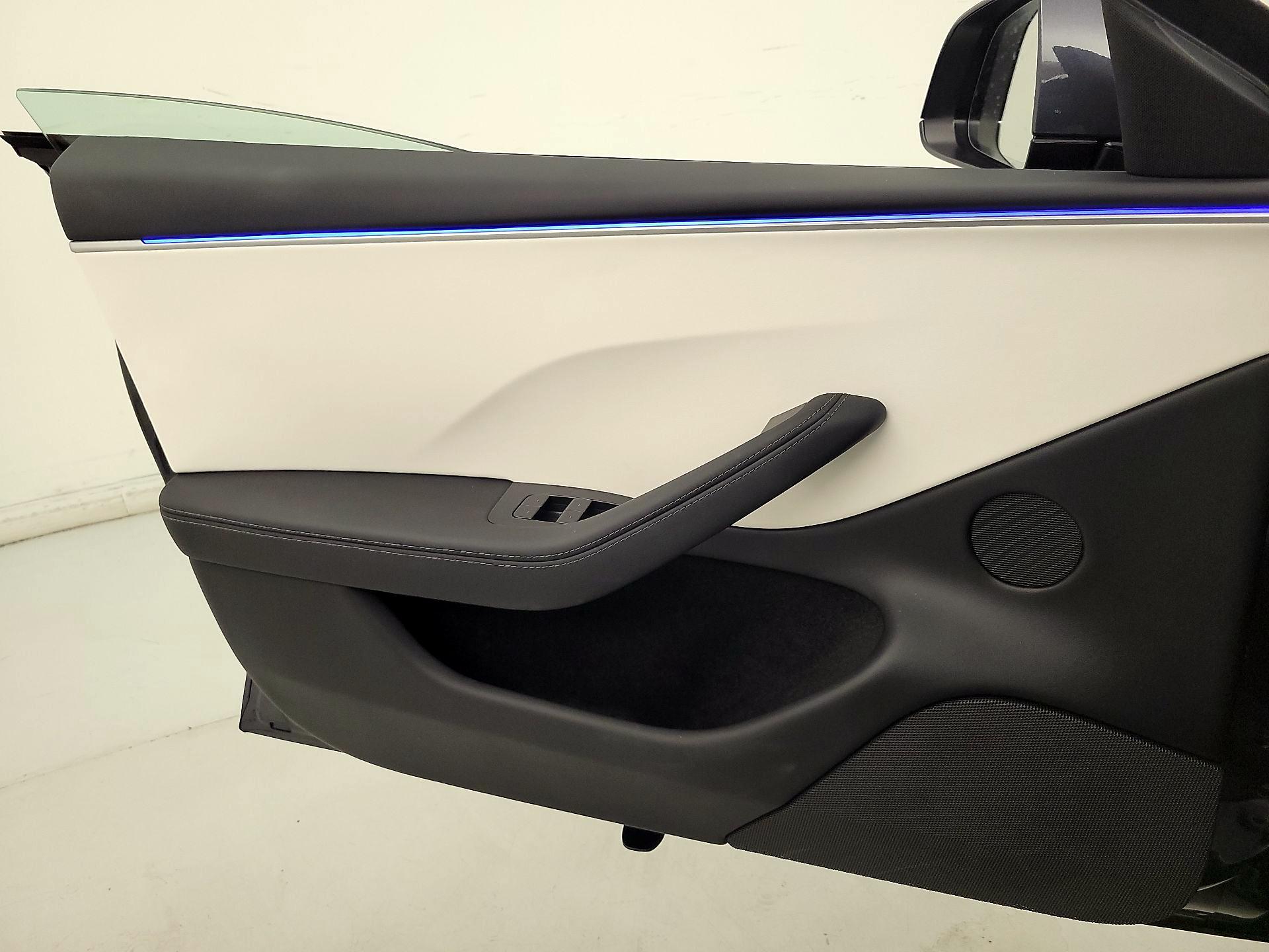 Thumbnail: 2024 Tesla Model 3 - 12