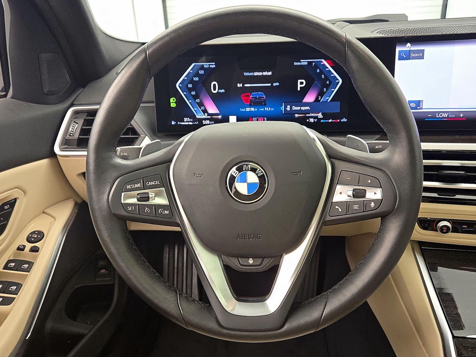 2023 BMW 3 Series 330i - Photo 11
