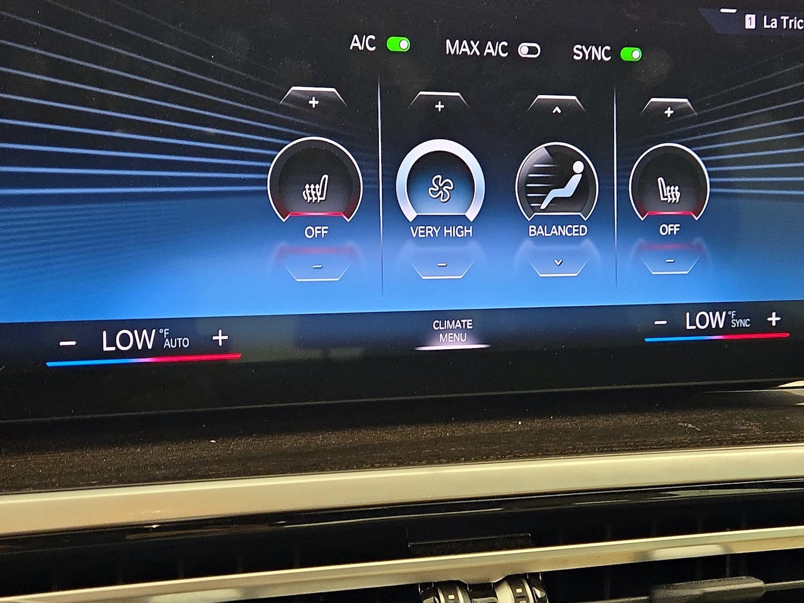2023 BMW 3 Series 330i - Photo 18