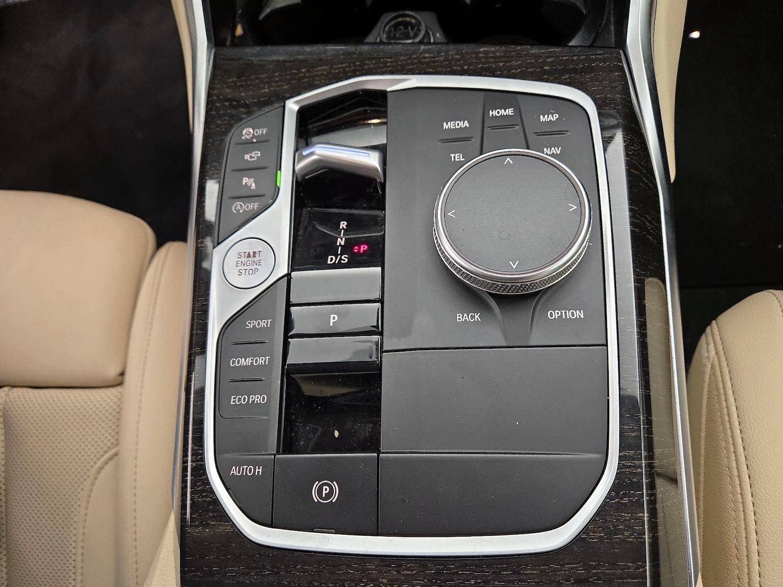 2023 BMW 3 Series 330i - Photo 19