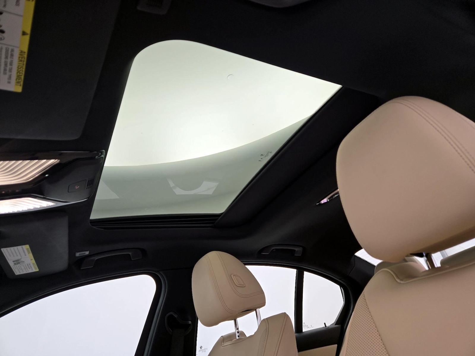 2023 BMW 3 Series 330i - Photo 21