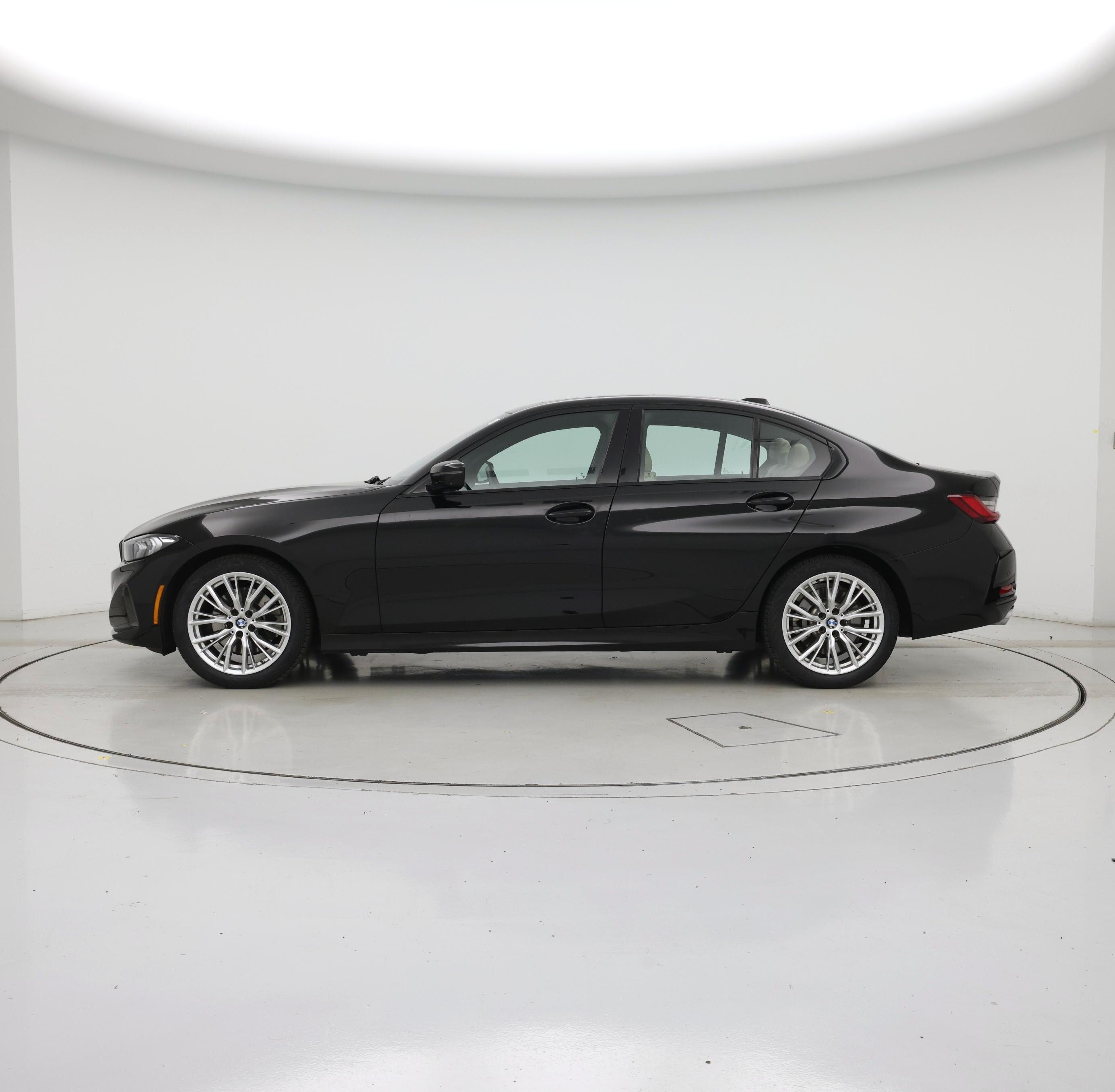 Thumbnail: 2023 BMW 3 Series - 3