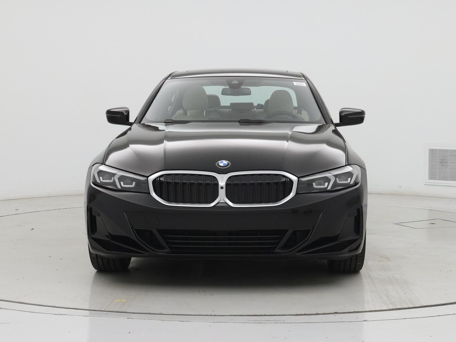2023 BMW 3 Series 330i - Photo 6
