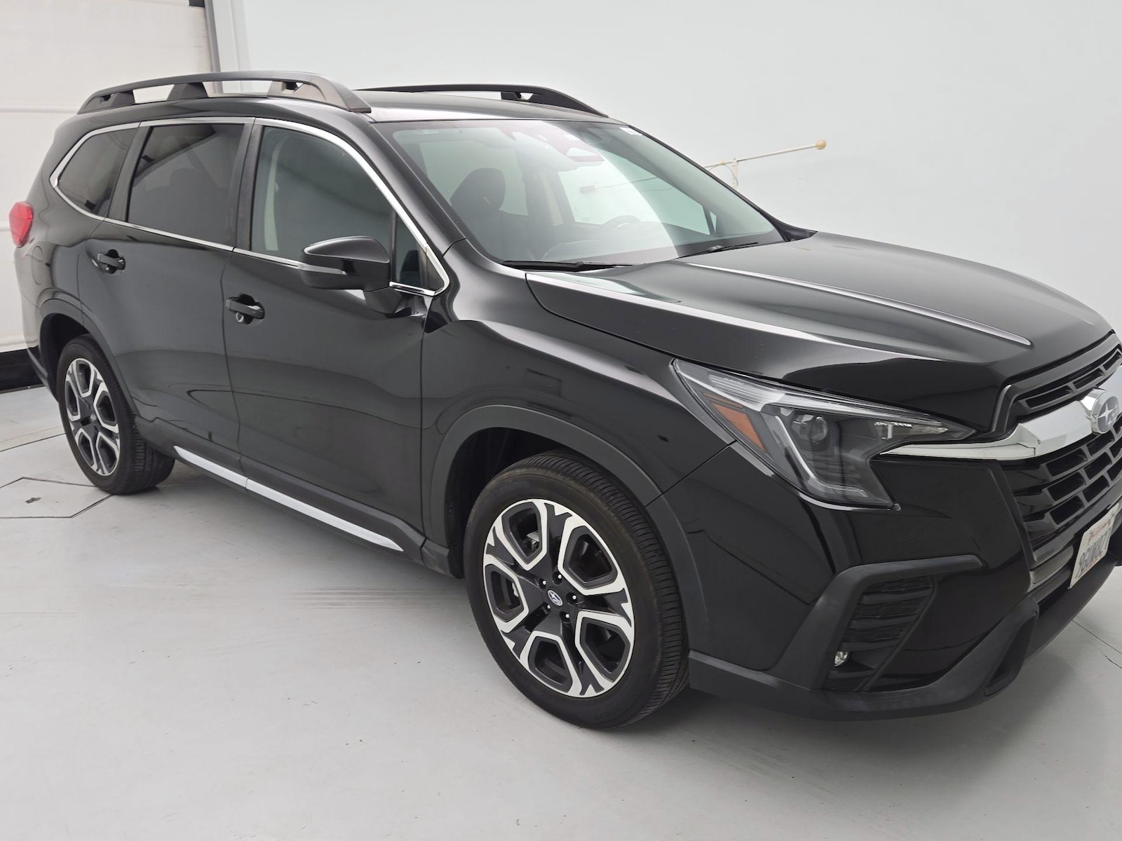 2023 Subaru Ascent Limited - Photo 1