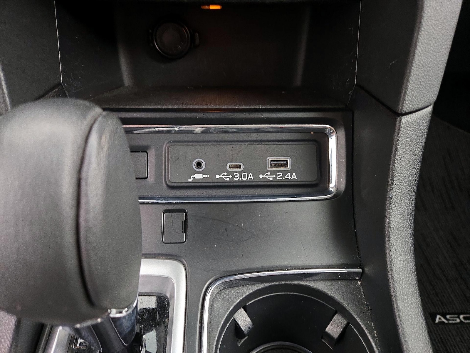 2023 Subaru Ascent Limited - Photo 17