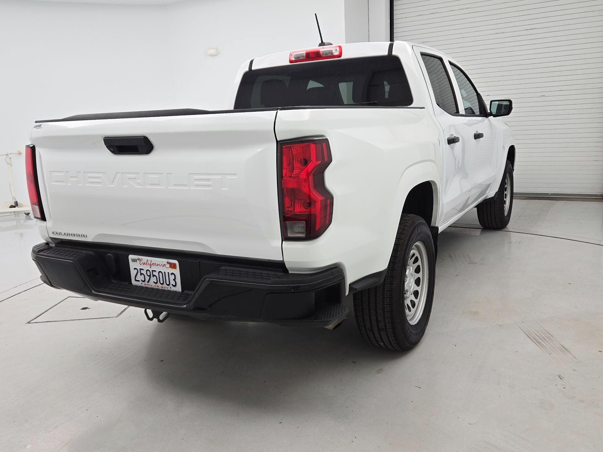 Thumbnail: 2023 Chevrolet Colorado - 5
