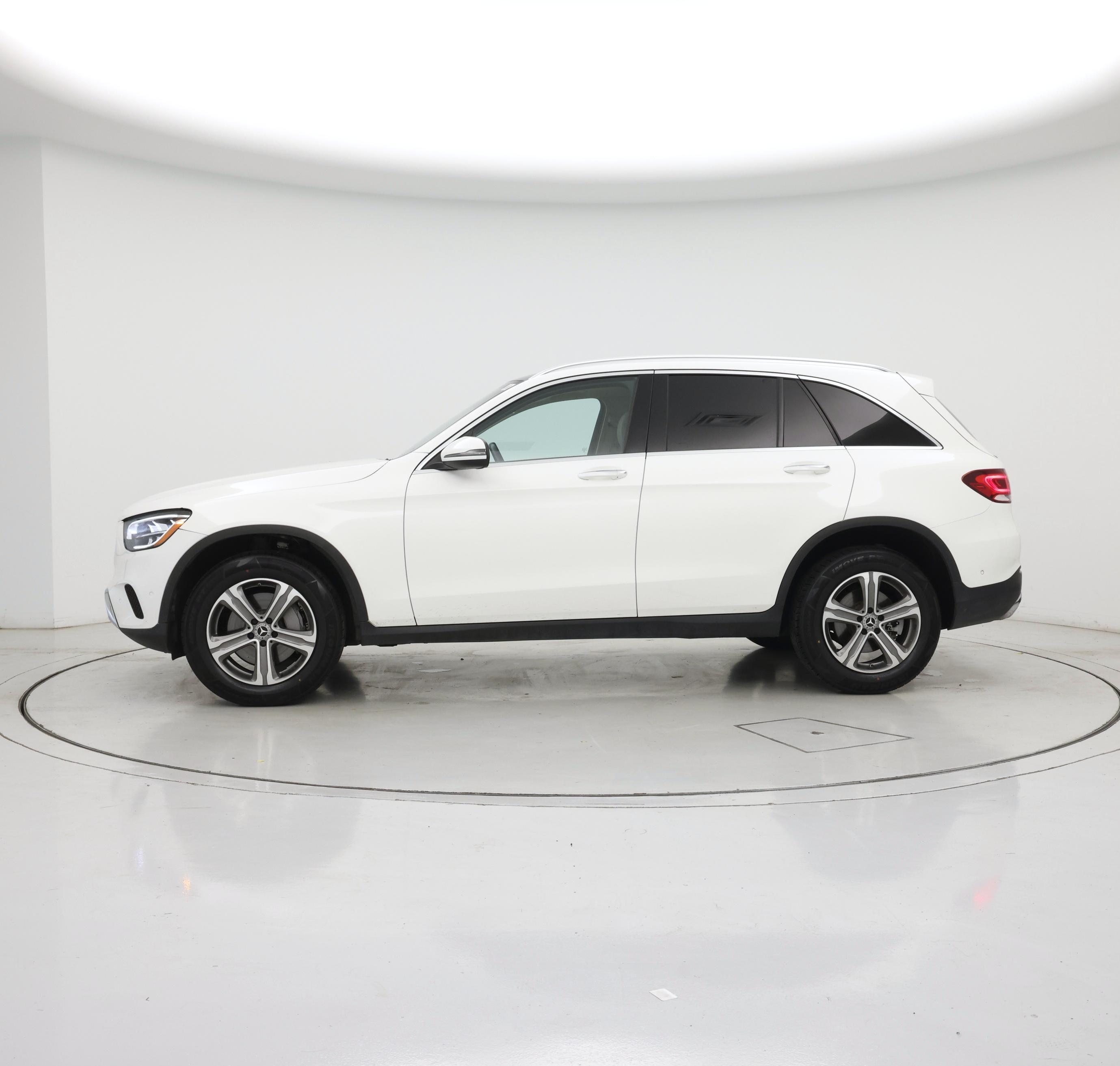 Thumbnail: 2022 Mercedes-Benz GLC - 3