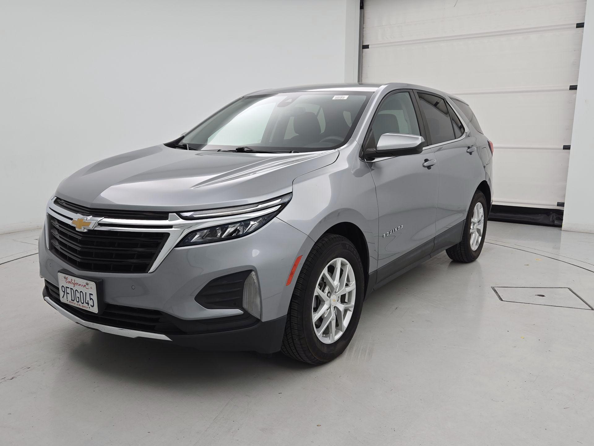 Thumbnail: 2023 Chevrolet Equinox - 3