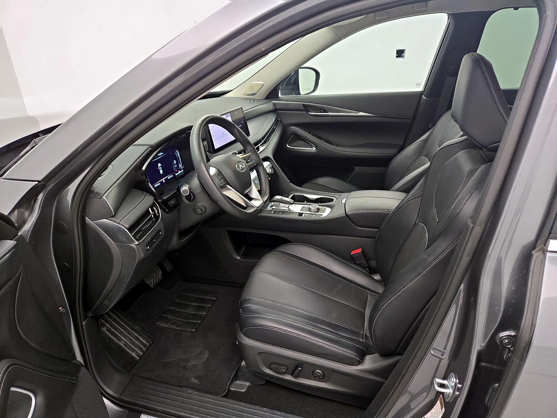 Thumbnail: 2023 INFINITI QX60 - 11