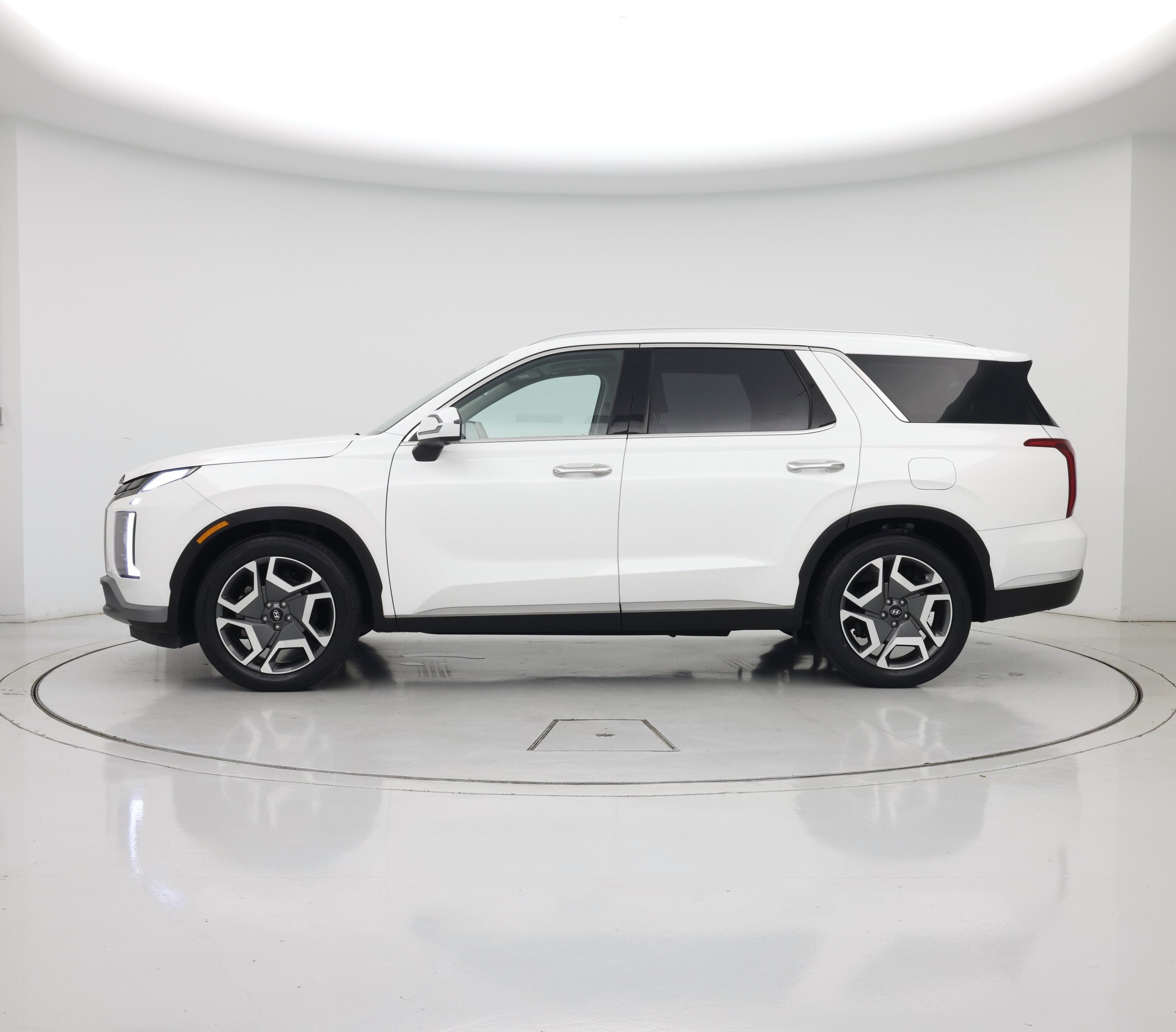 Thumbnail: 2023 Hyundai Palisade - 3