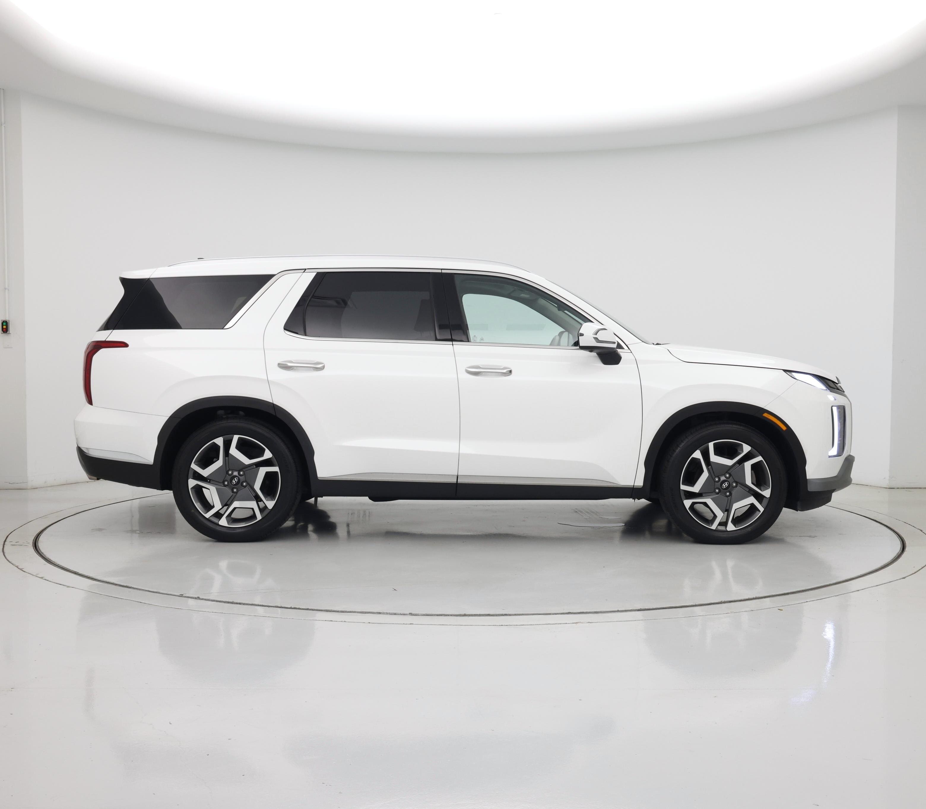 Thumbnail: 2023 Hyundai Palisade - 7