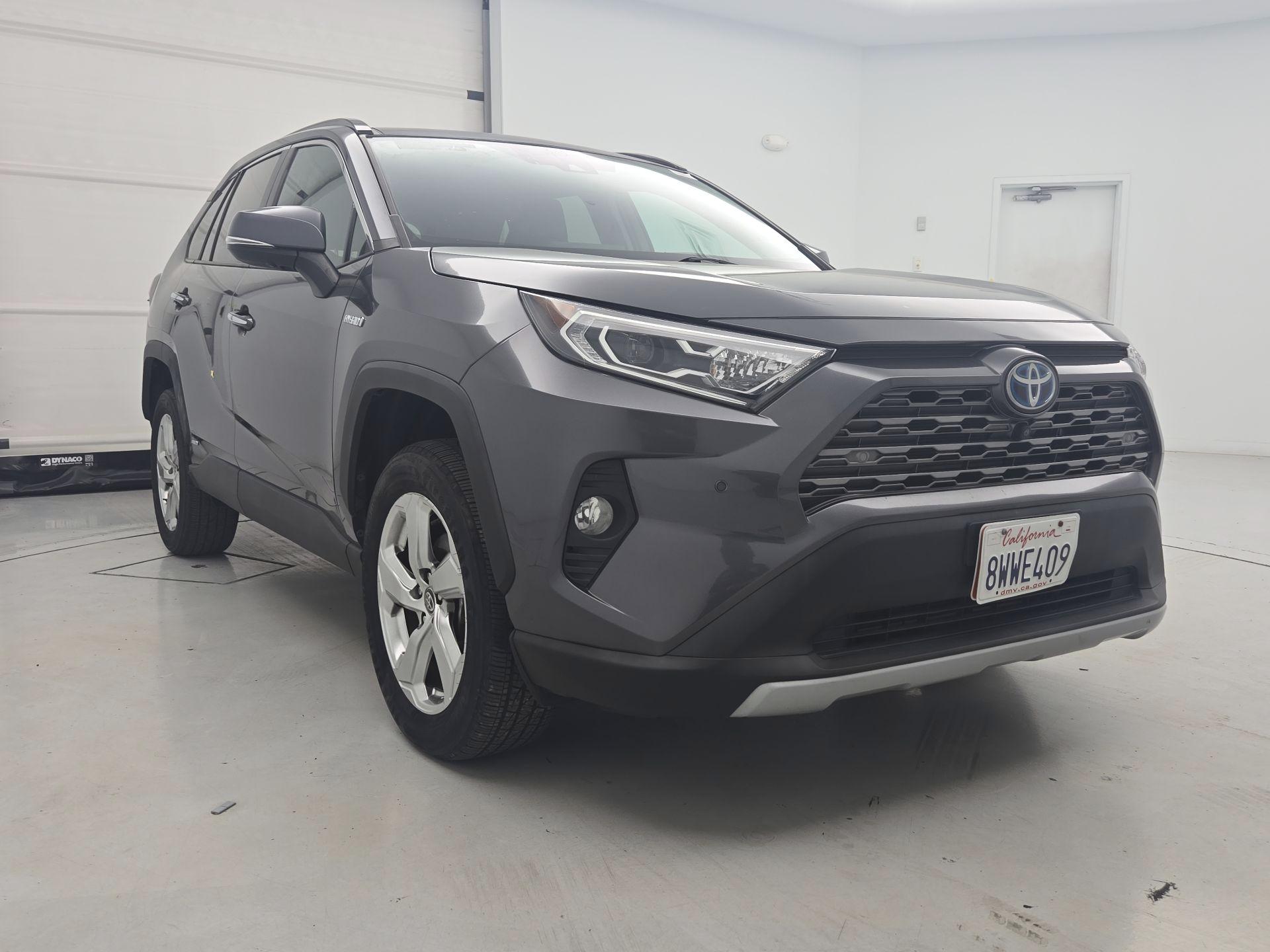Thumbnail: 2021 Toyota RAV4 - 1