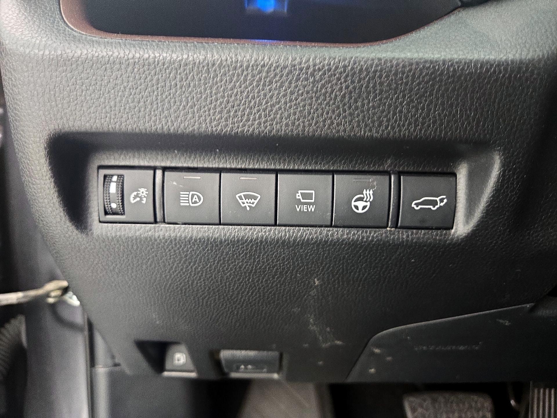 Thumbnail: 2021 Toyota RAV4 - 11