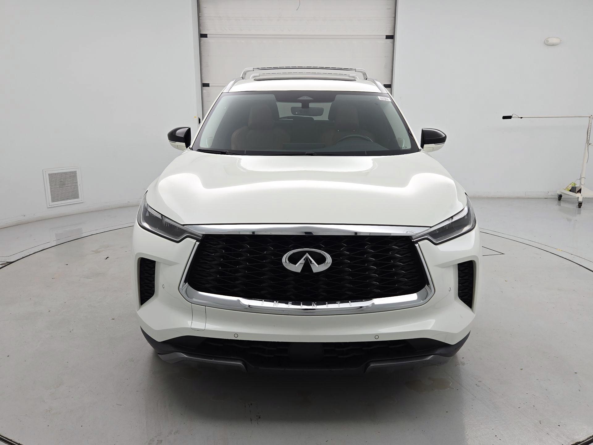 Thumbnail: 2023 INFINITI QX60 - 2