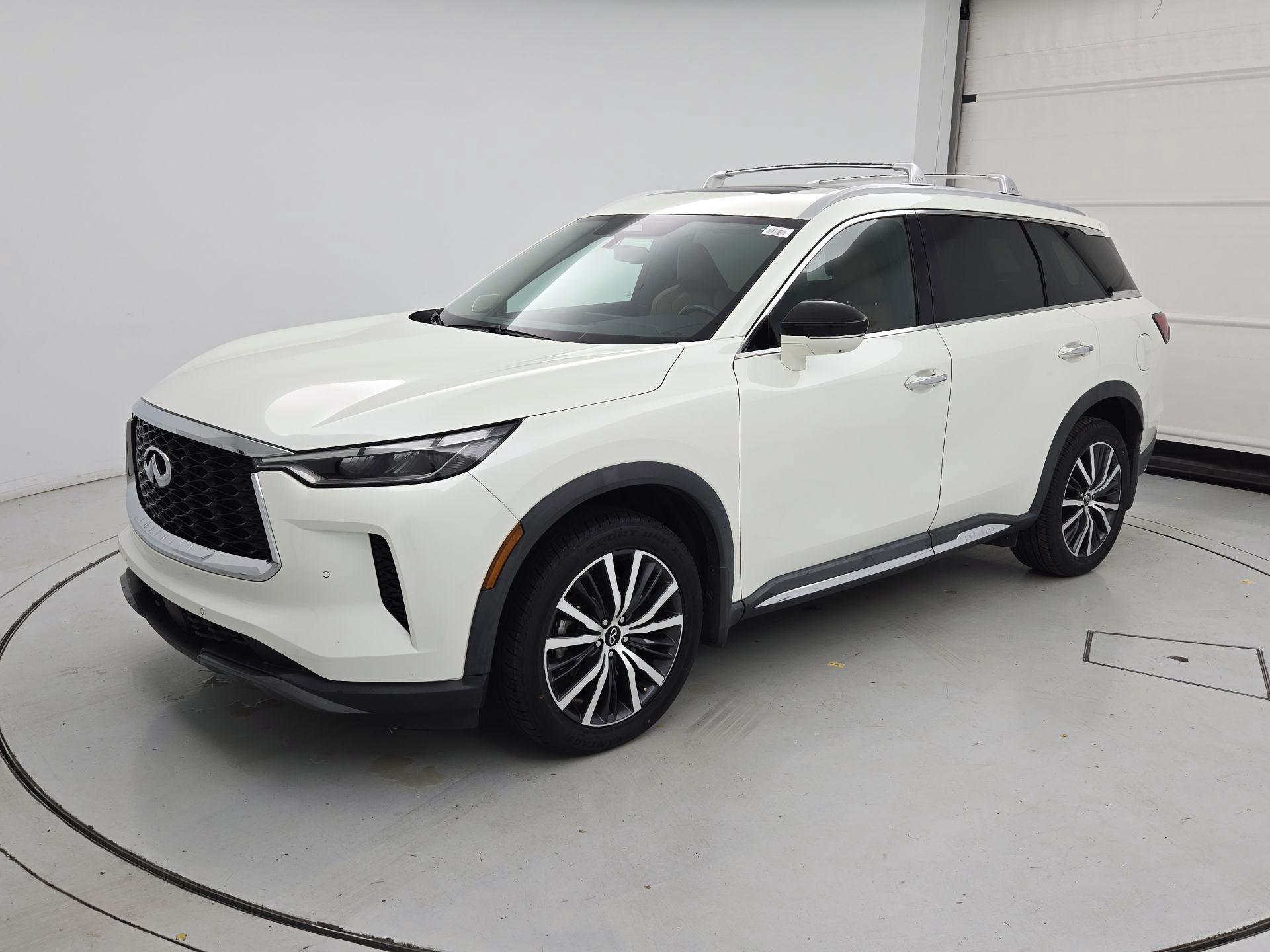 Thumbnail: 2023 INFINITI QX60 - 3