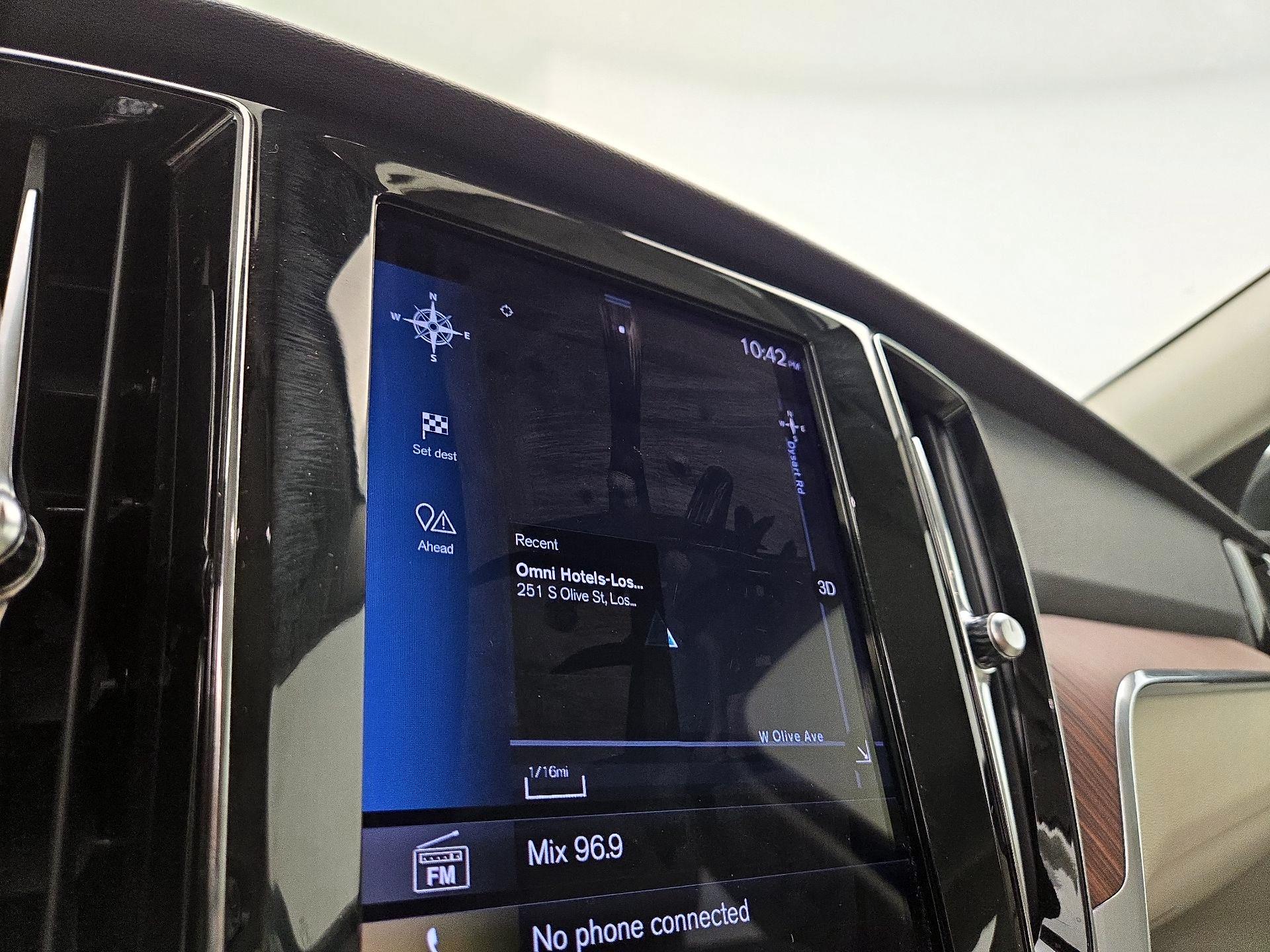 Thumbnail: 2022 Volvo S60 - 12