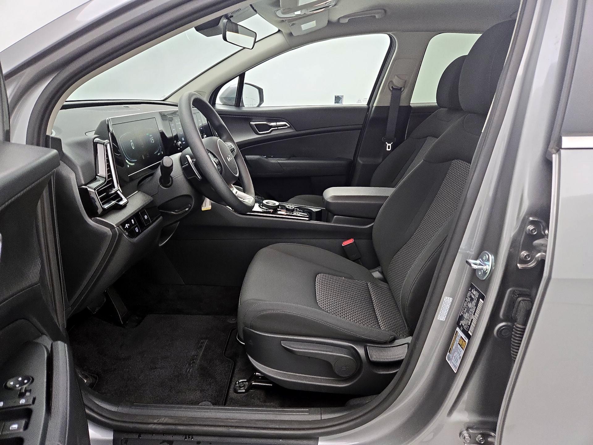 Thumbnail: 2025 Kia Sportage - 11
