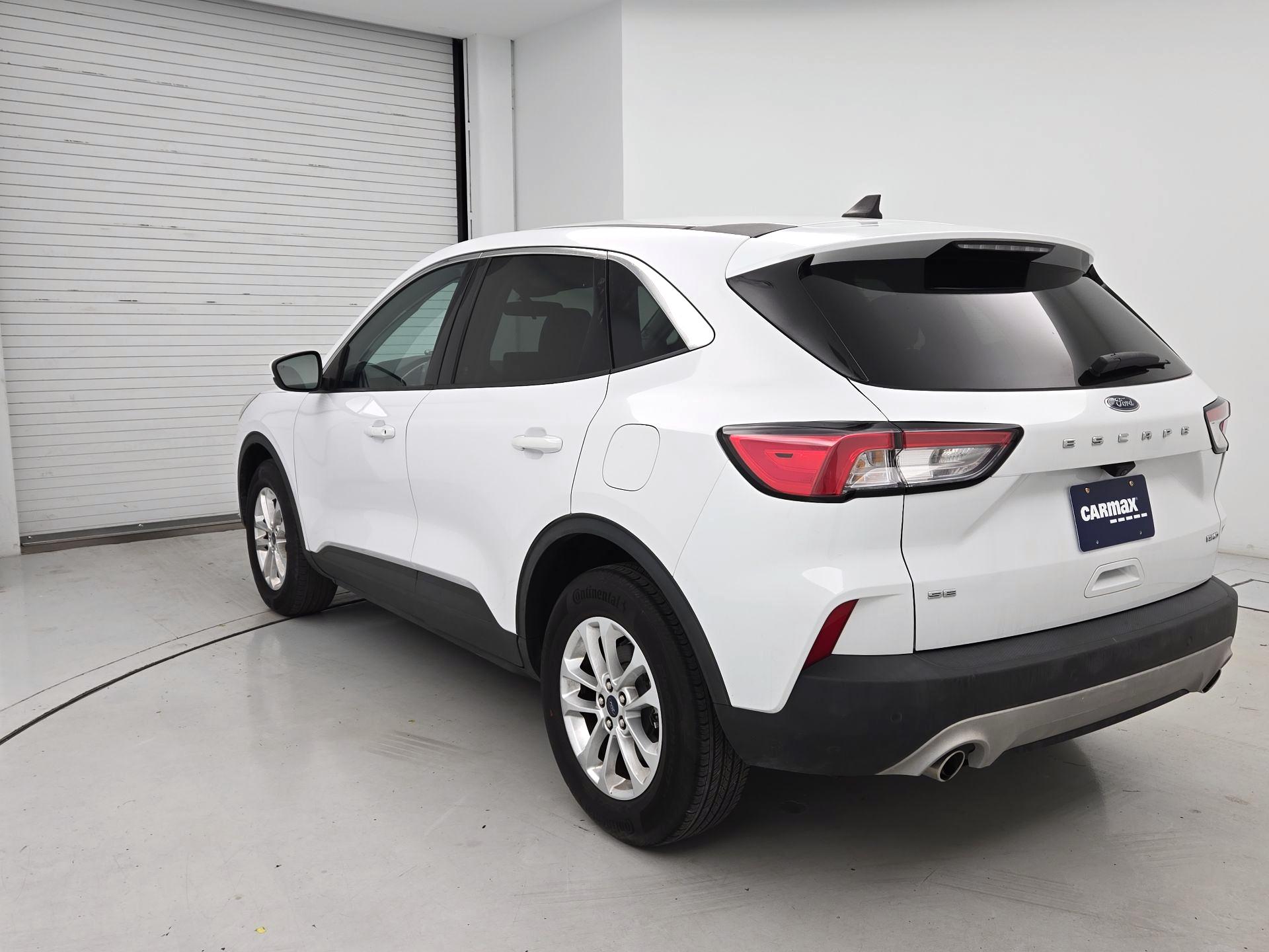 Thumbnail: 2021 Ford Escape - 7
