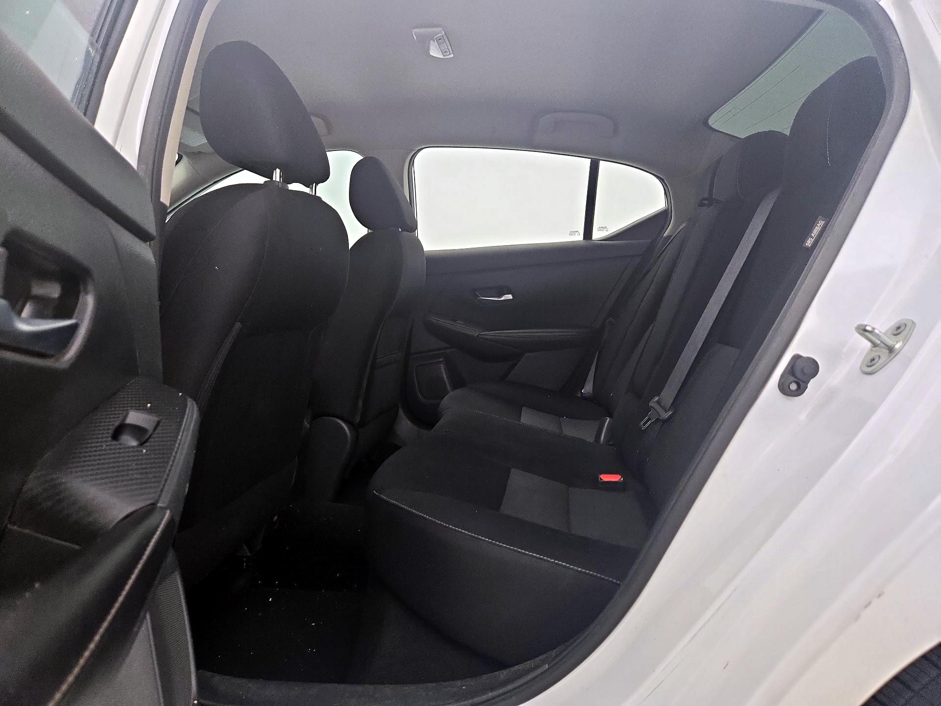 Thumbnail: 2021 Nissan Sentra - 17