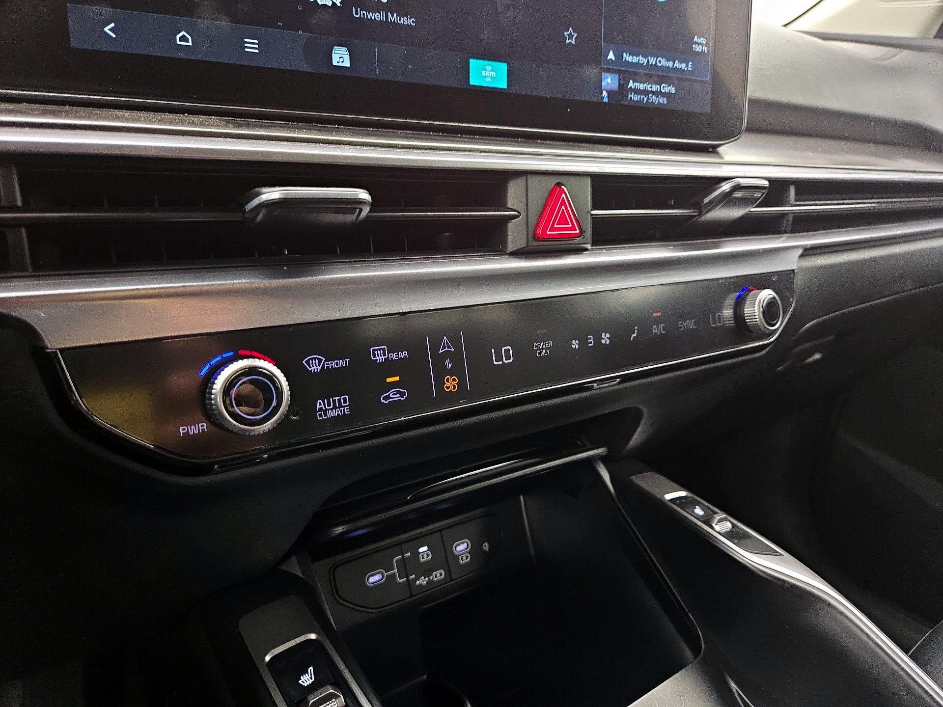 Thumbnail: 2025 Kia Sorento - 17