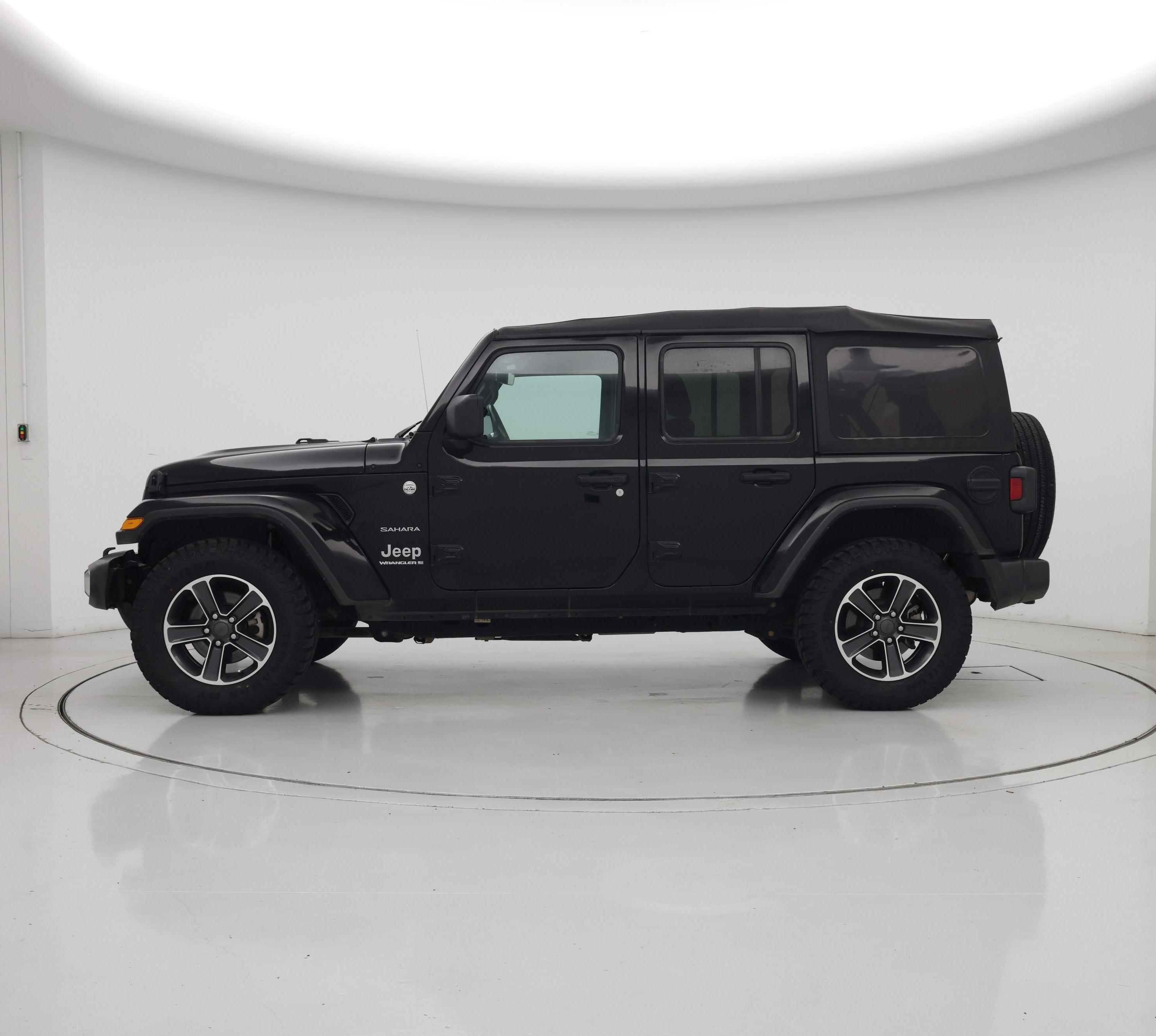 Thumbnail: 2023 Jeep Wrangler - 3