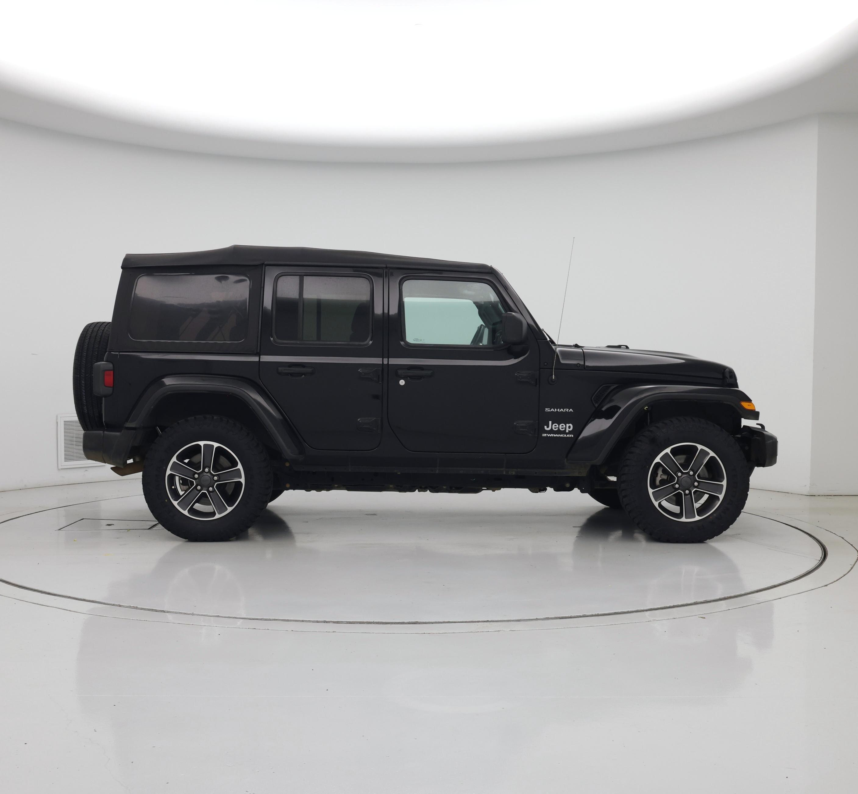 Thumbnail: 2023 Jeep Wrangler - 7