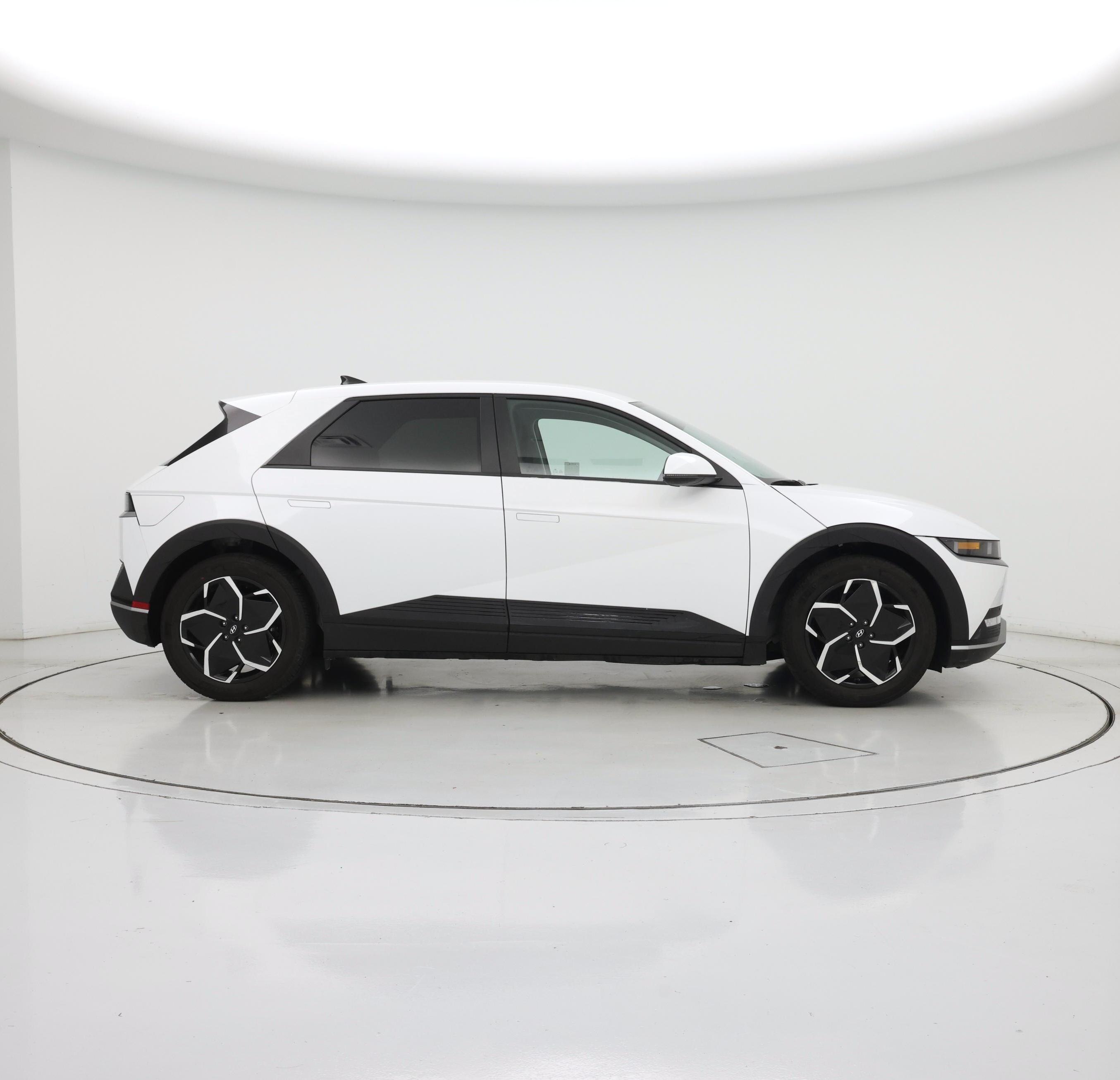 Thumbnail: 2024 Hyundai Ioniq 5 - 7