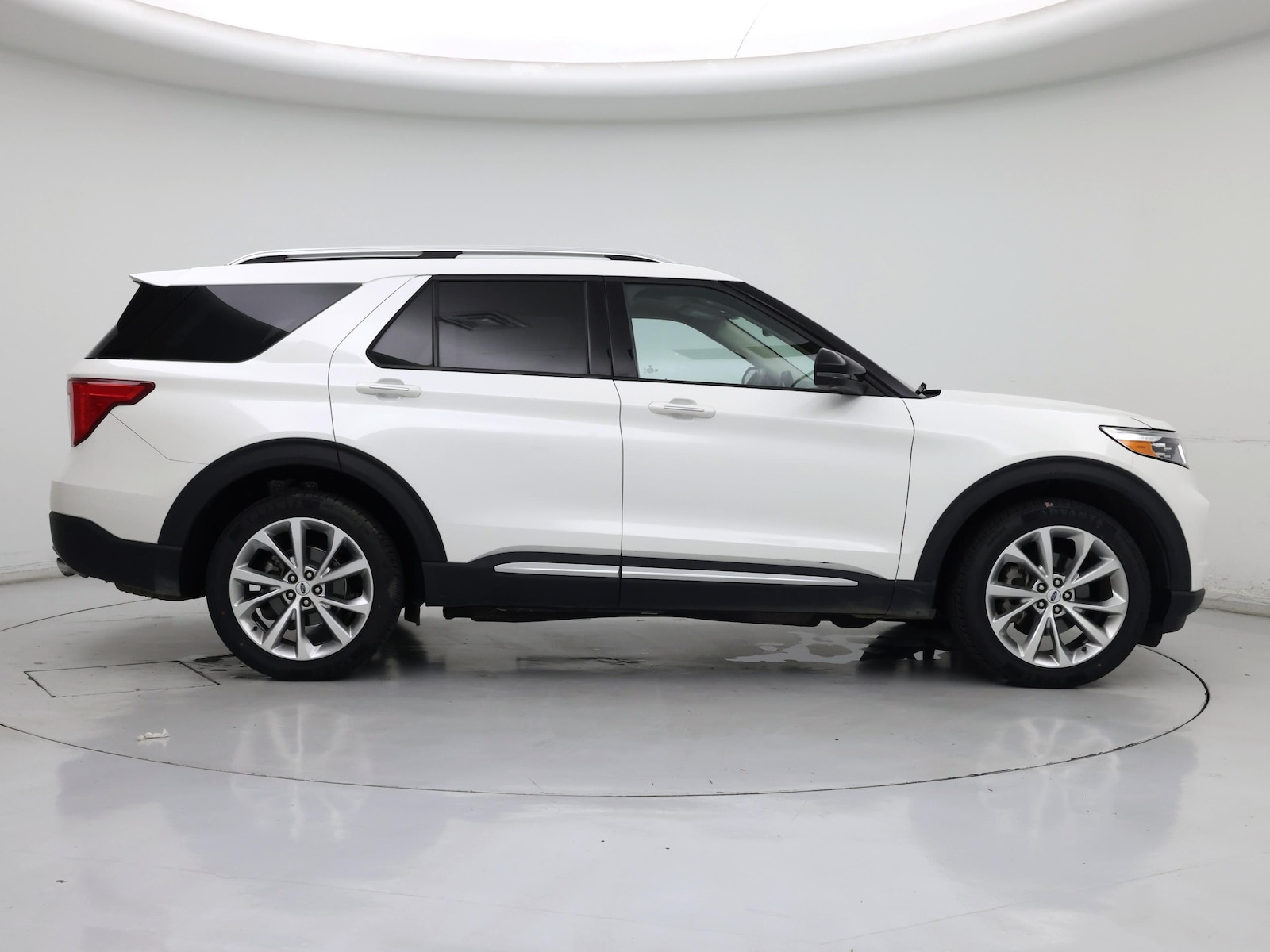 2023 Ford Explorer Platinum - Photo 8
