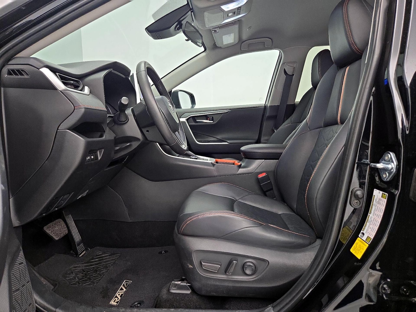 2024 Toyota RAV4 Adventure - Photo 10