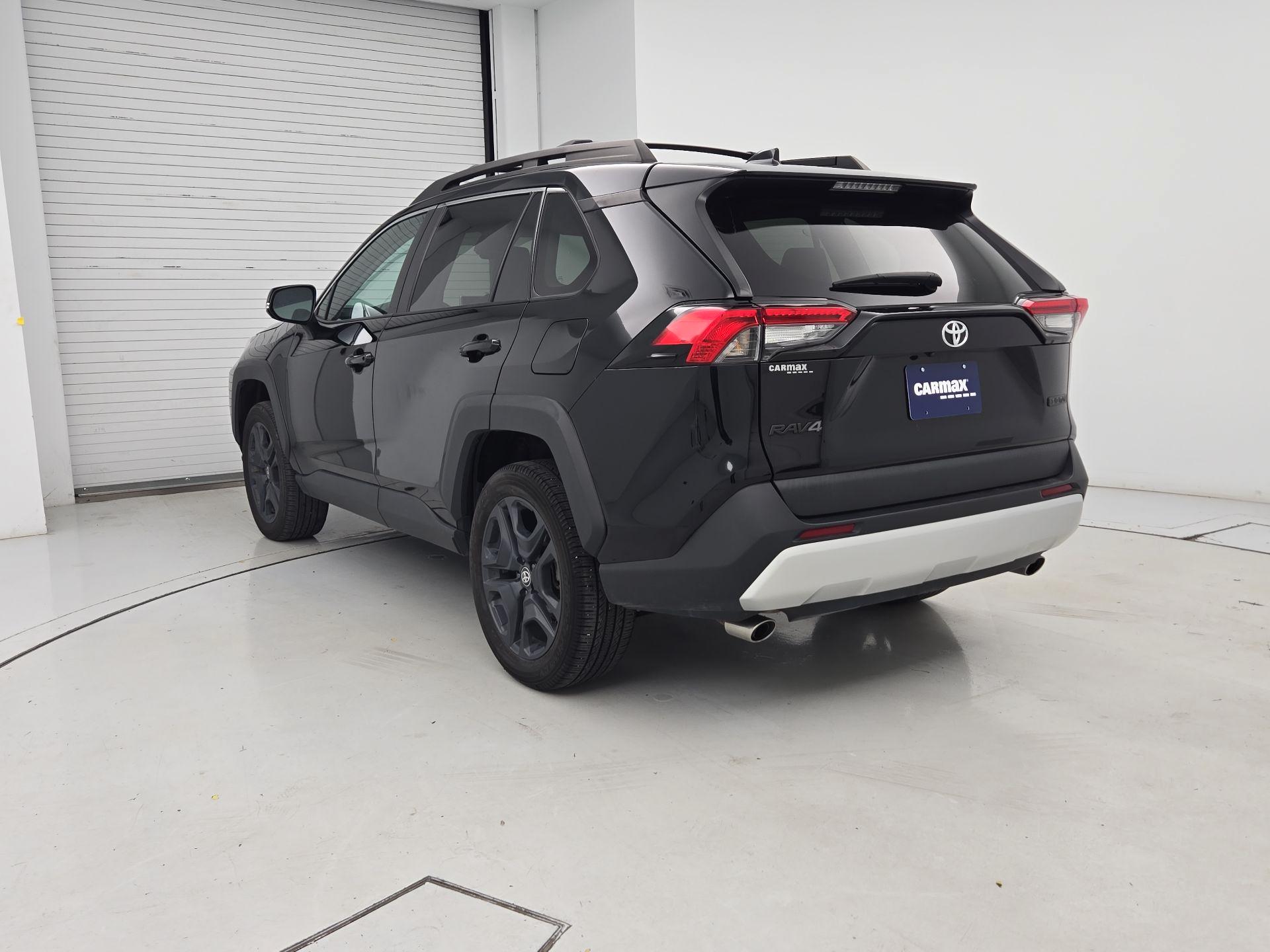 Thumbnail: 2024 Toyota RAV4 - 7