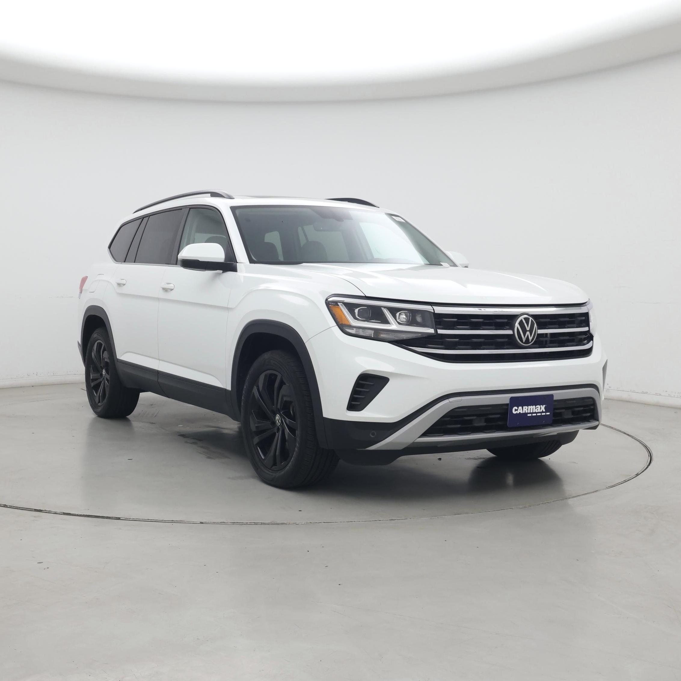 White 2022 Volkswagen Atlas SUV / Crossover Front-Wheel Drive Automatic