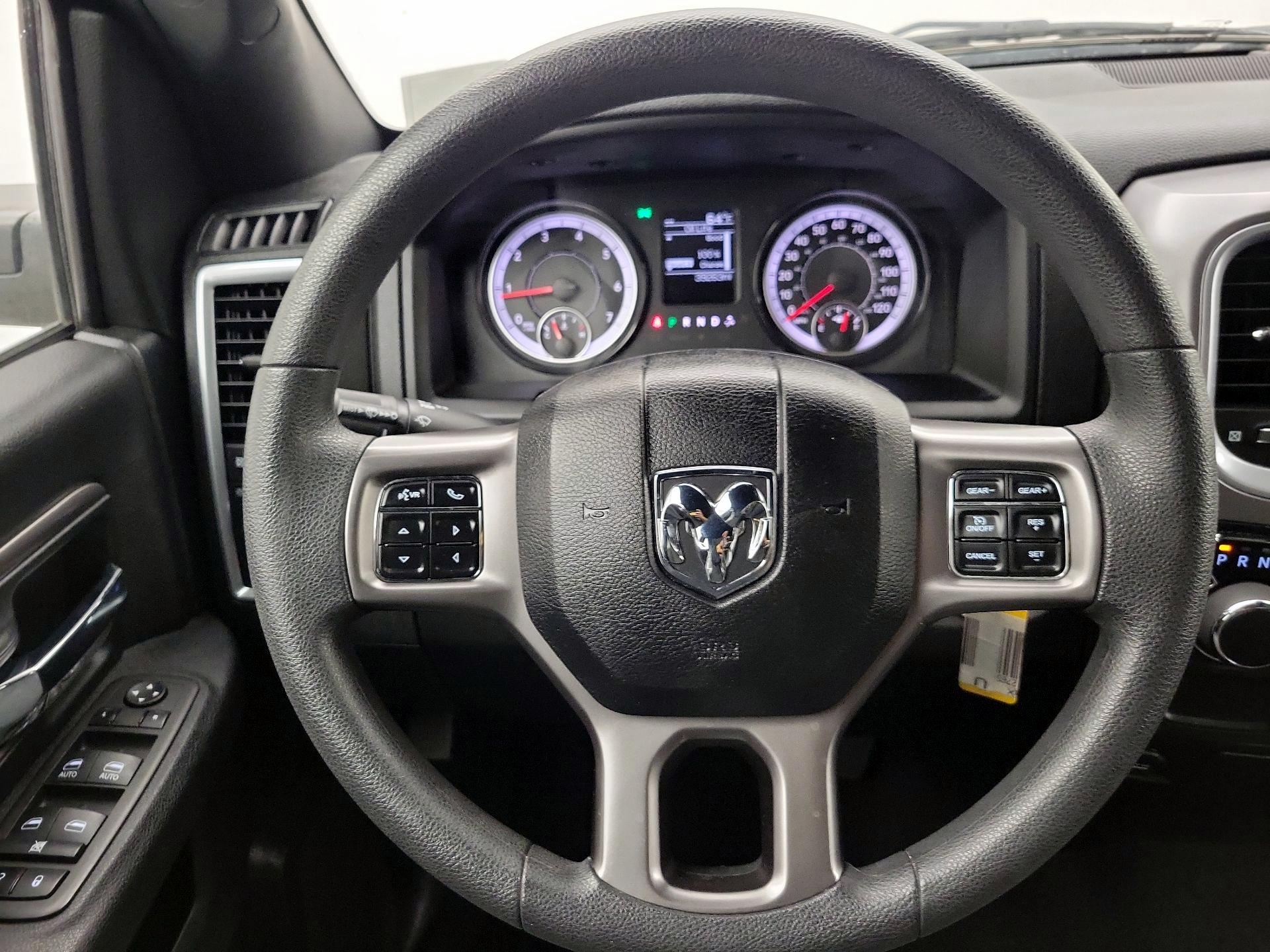 Thumbnail: 2024 RAM 1500 Classic - 10