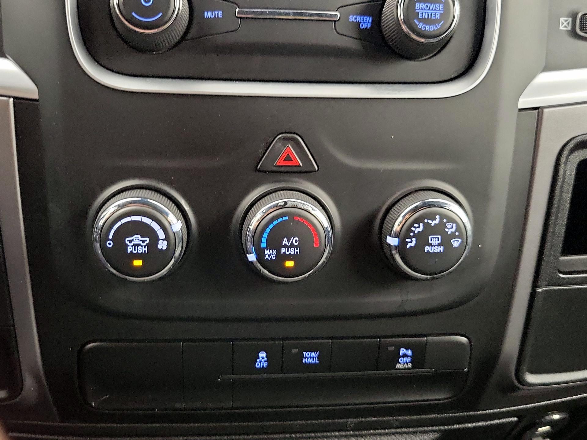 Thumbnail: 2024 RAM 1500 Classic - 16