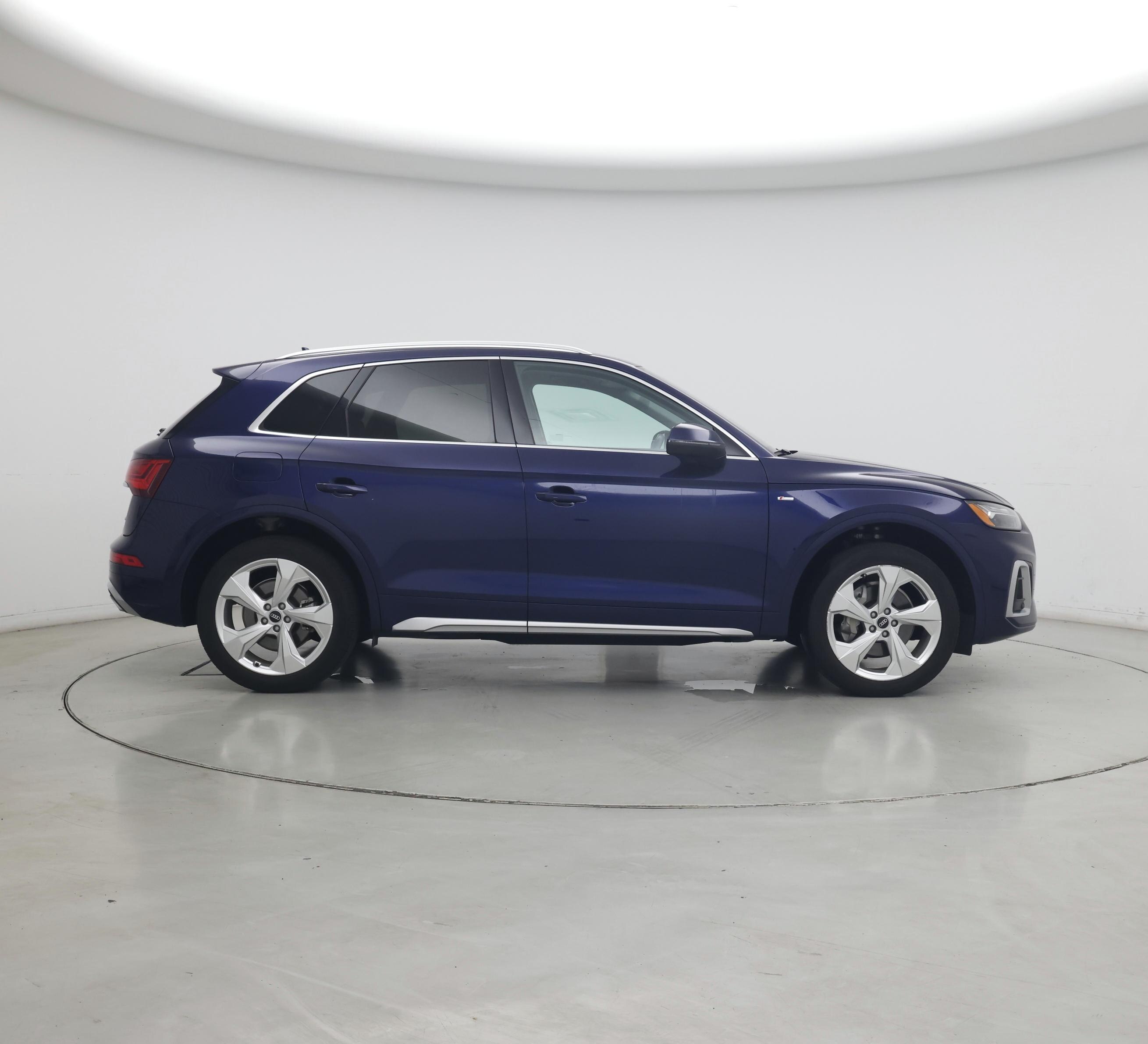 Thumbnail: 2022 Audi Q5 - 7