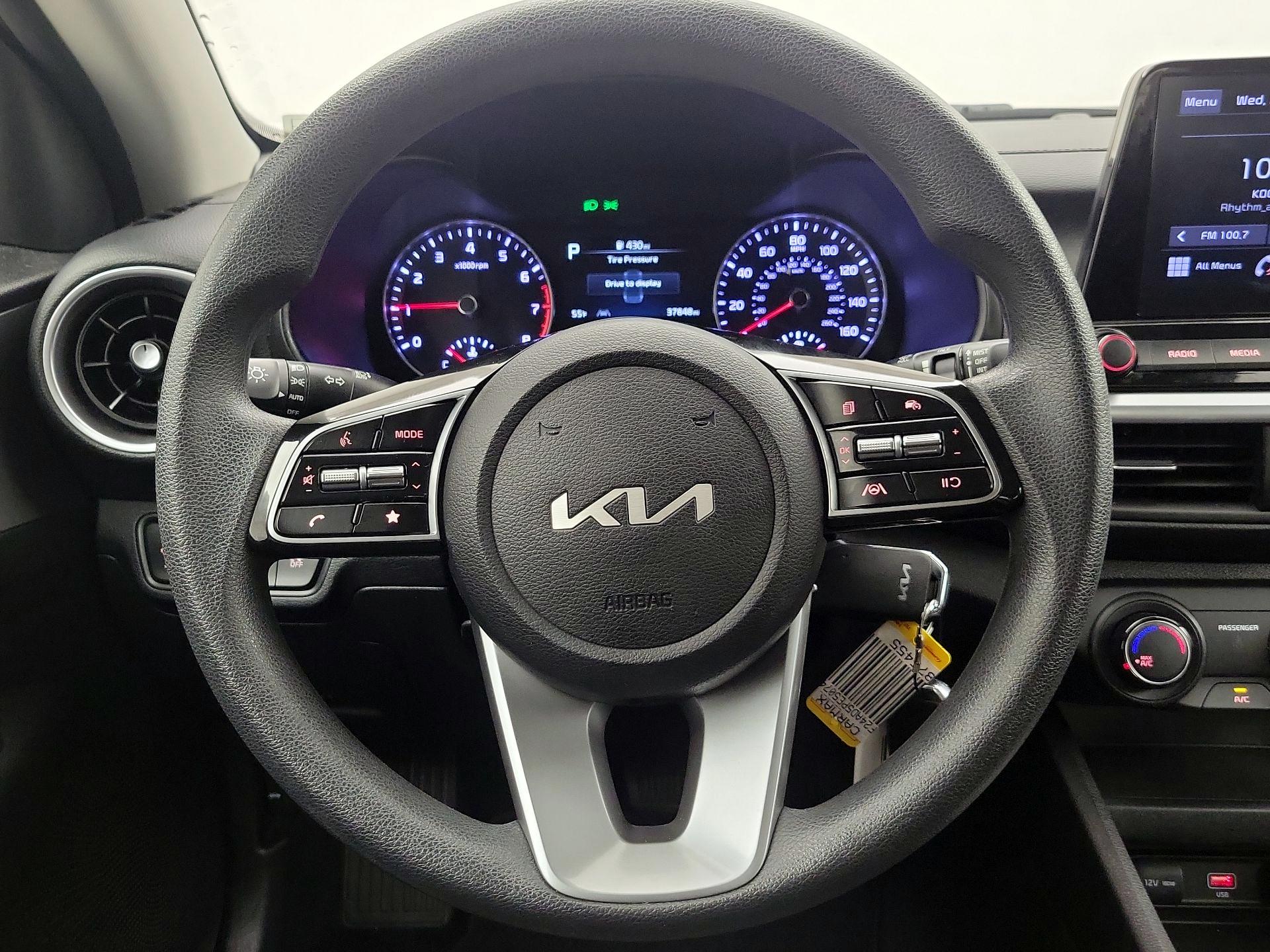 Thumbnail: 2023 Kia Forte - 10