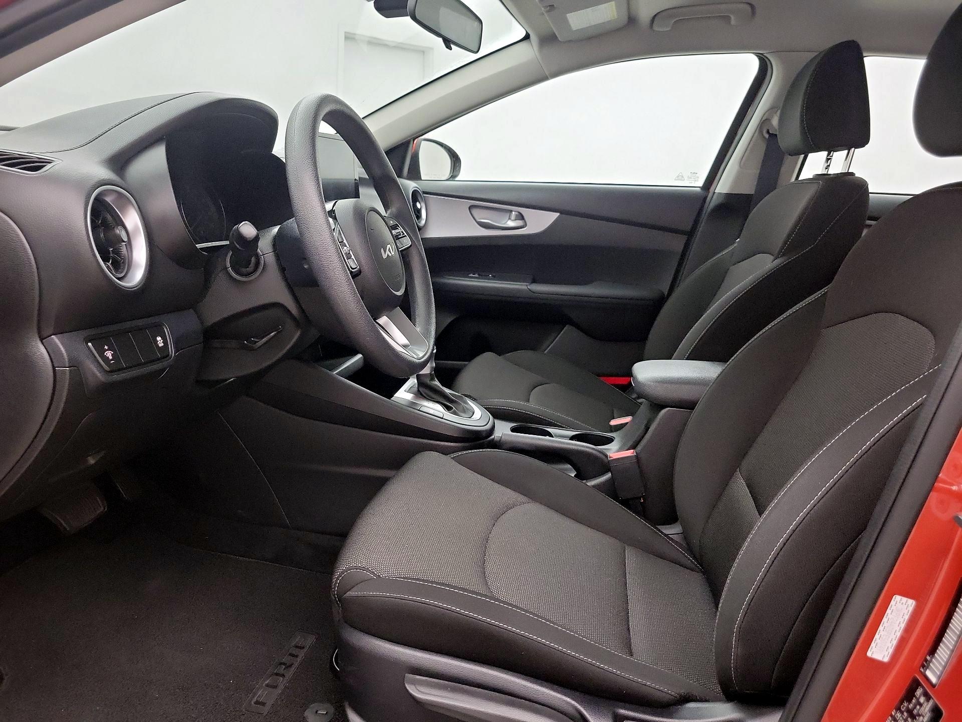Thumbnail: 2023 Kia Forte - 11