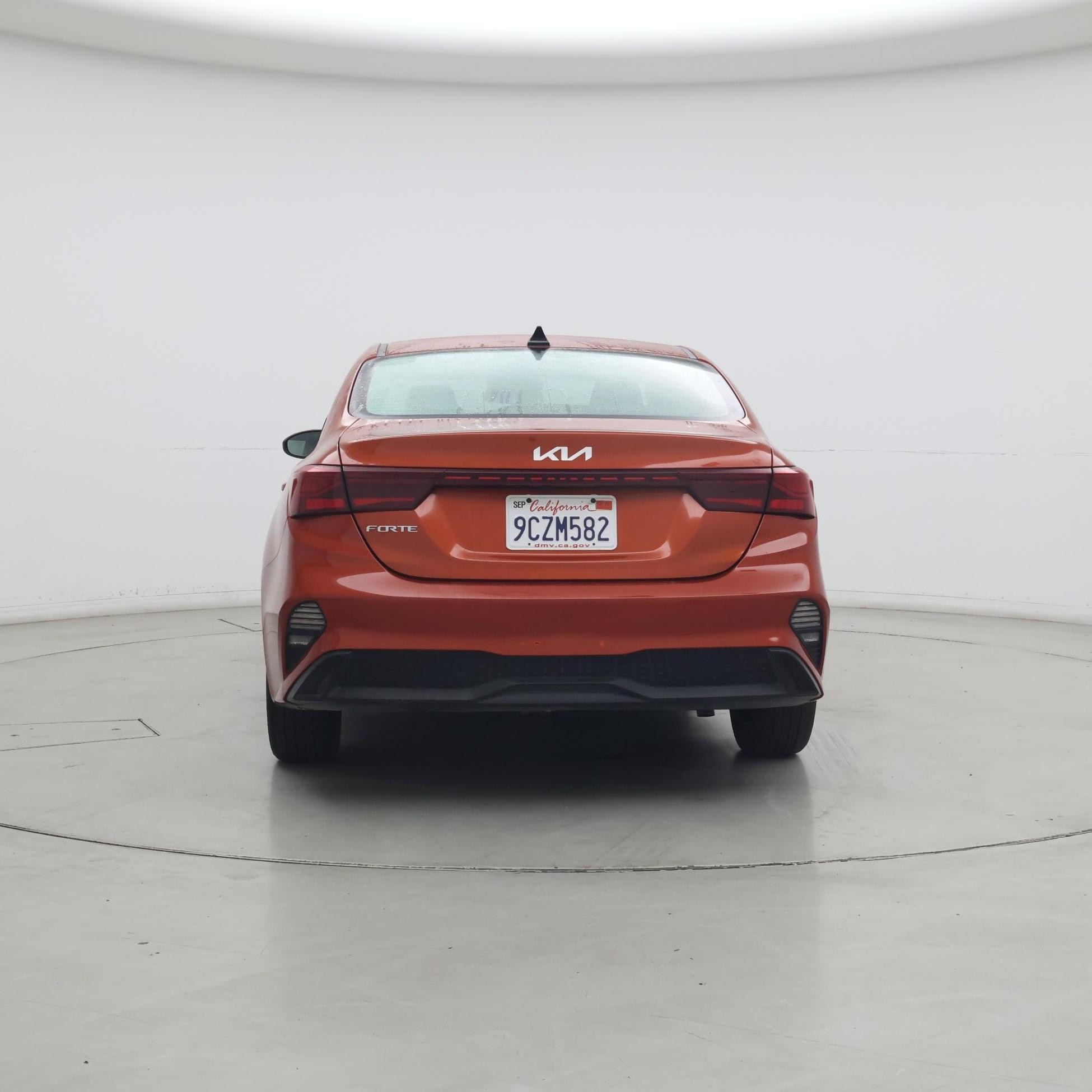 Thumbnail: 2023 Kia Forte - 6