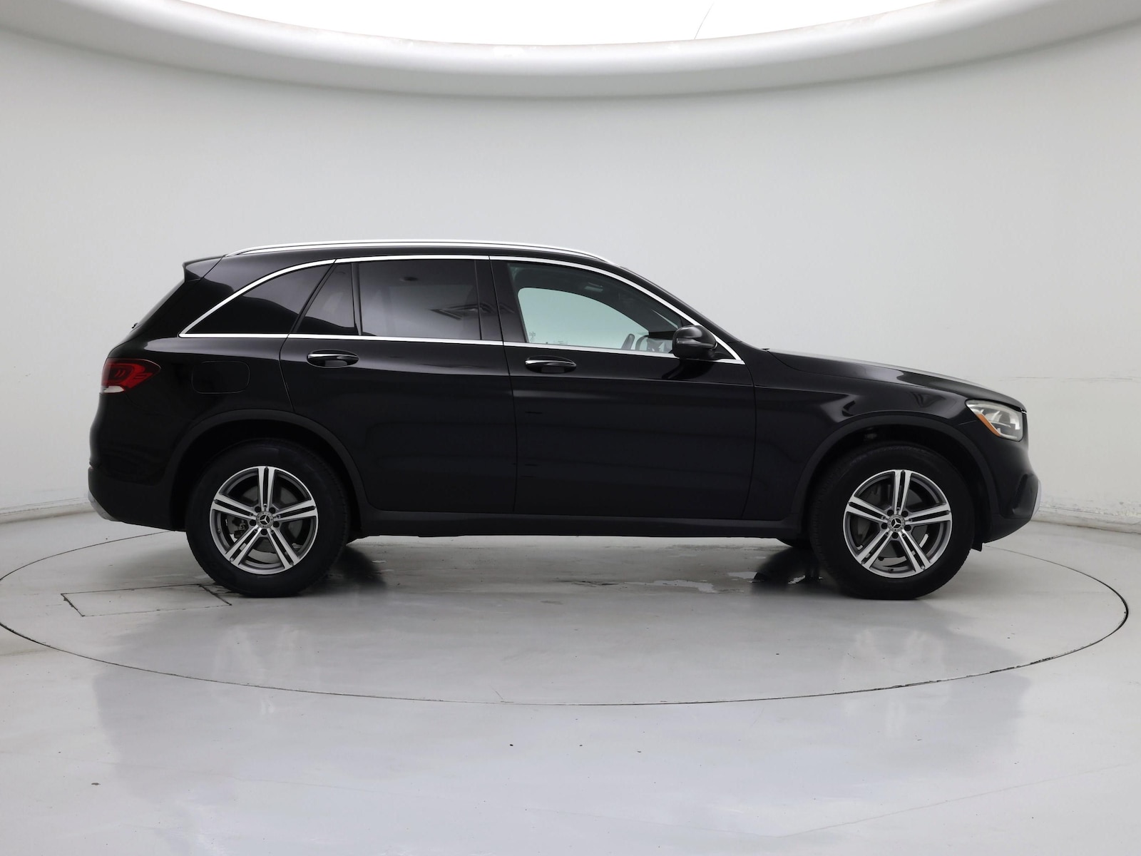 2022 Mercedes-Benz GLC GLC300 - Photo 8