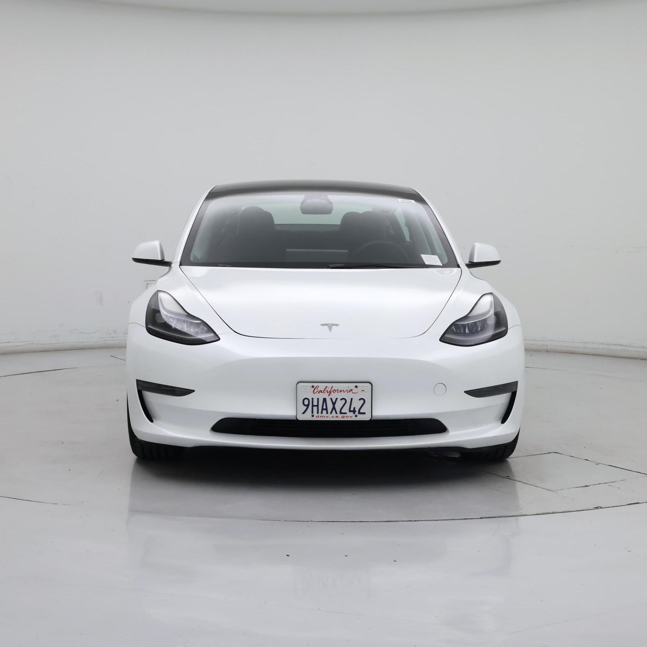 Thumbnail: 2023 Tesla Model 3 - 5