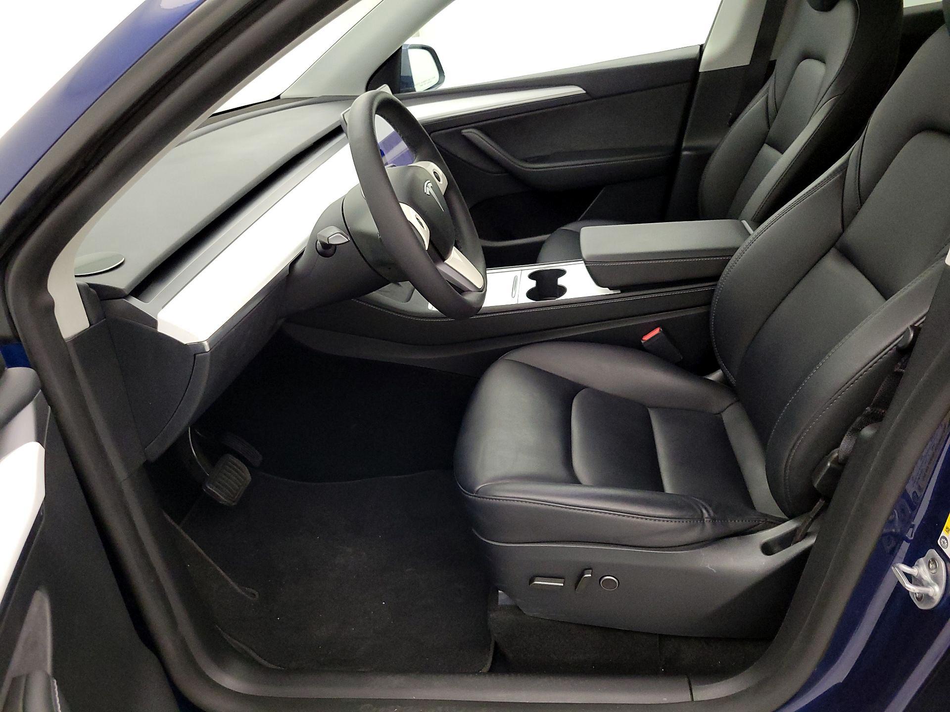 Thumbnail: 2024 Tesla Model Y - 11