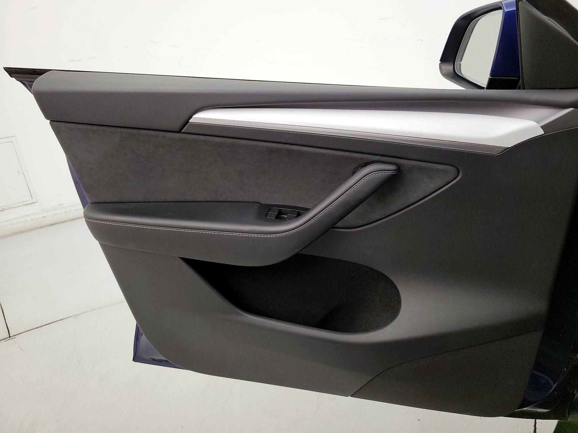 Thumbnail: 2024 Tesla Model Y - 12